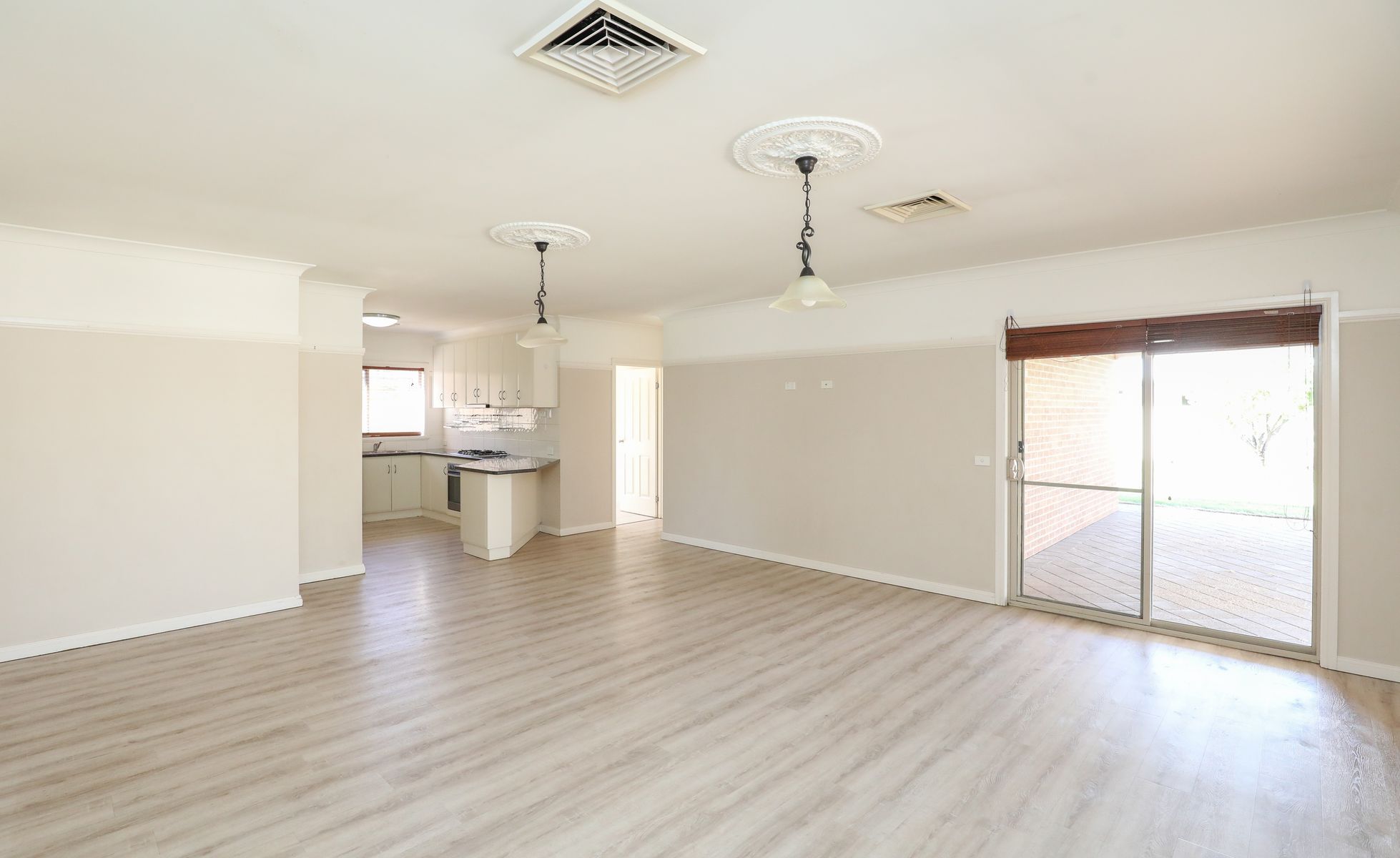 367 Eighth Street, Mildura - Thumbnail 6