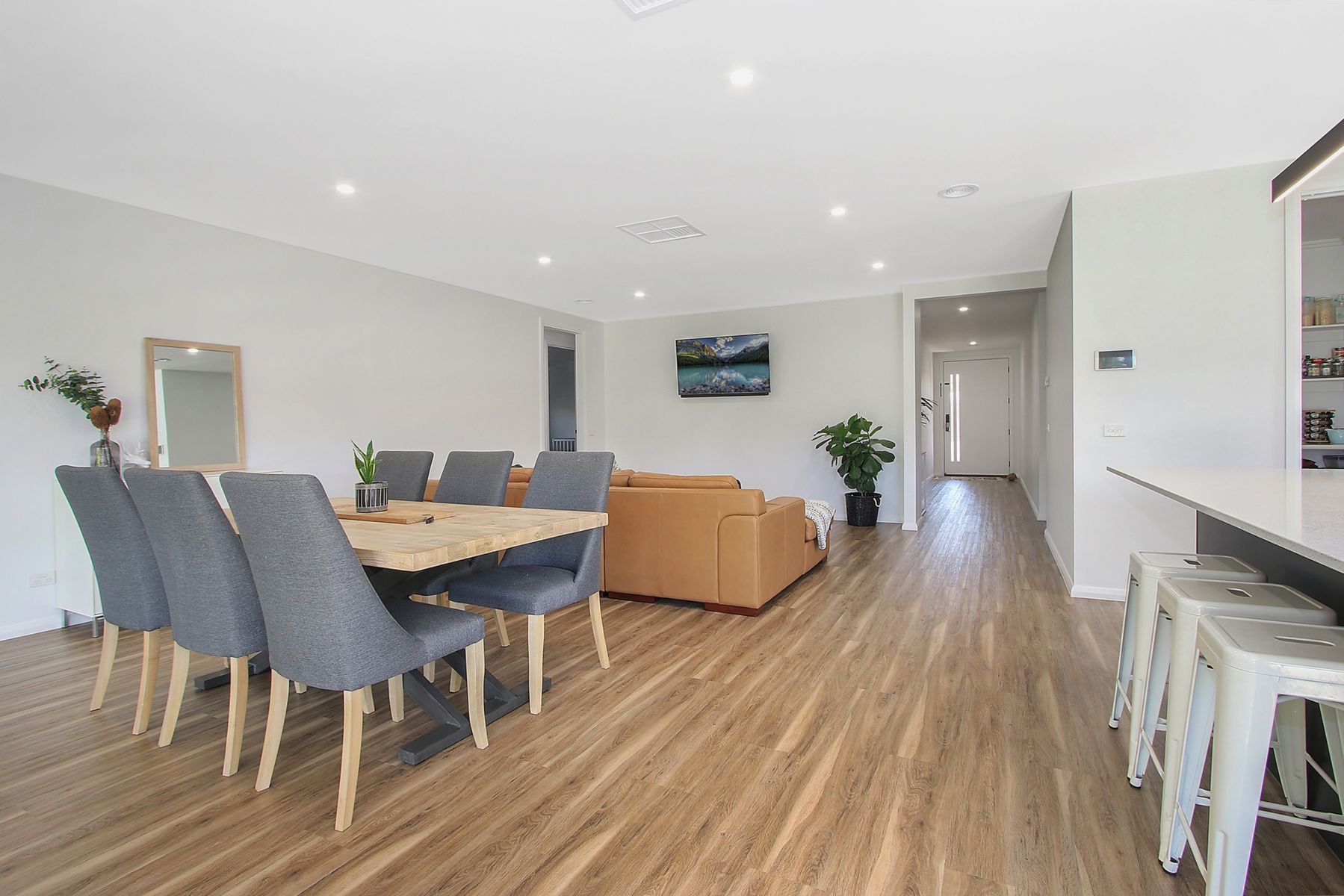 16 Kerrford Drive, Thurgoona, NSW 2640, Thurgoona - Thumbnail 3