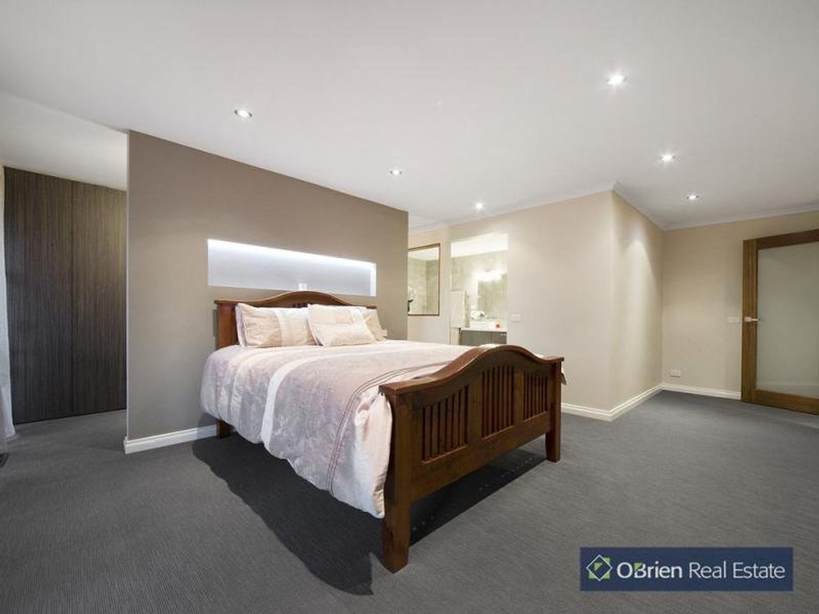 15 John Fawkner Drive, Endeavour Hills, VIC 3802, Endeavour Hills - Thumbnail 4