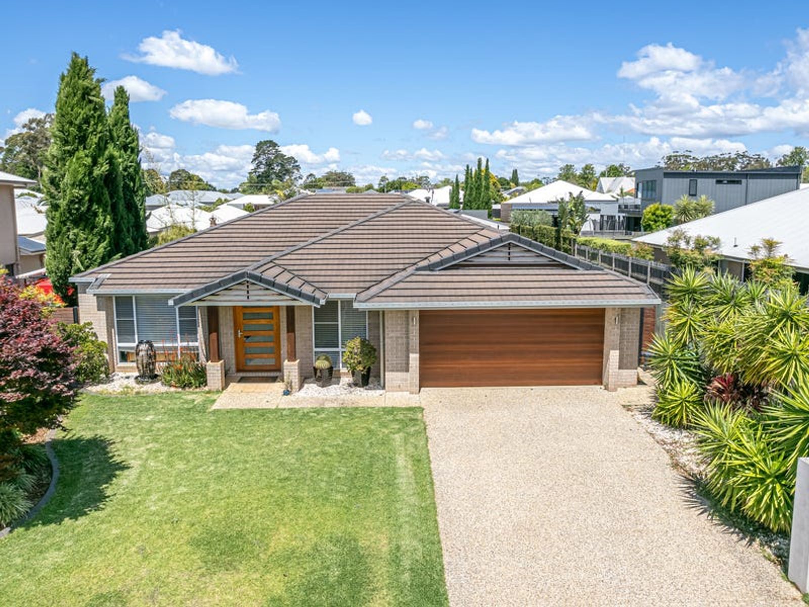 68 Wood Drive, Middle Ridge QLD 4350
