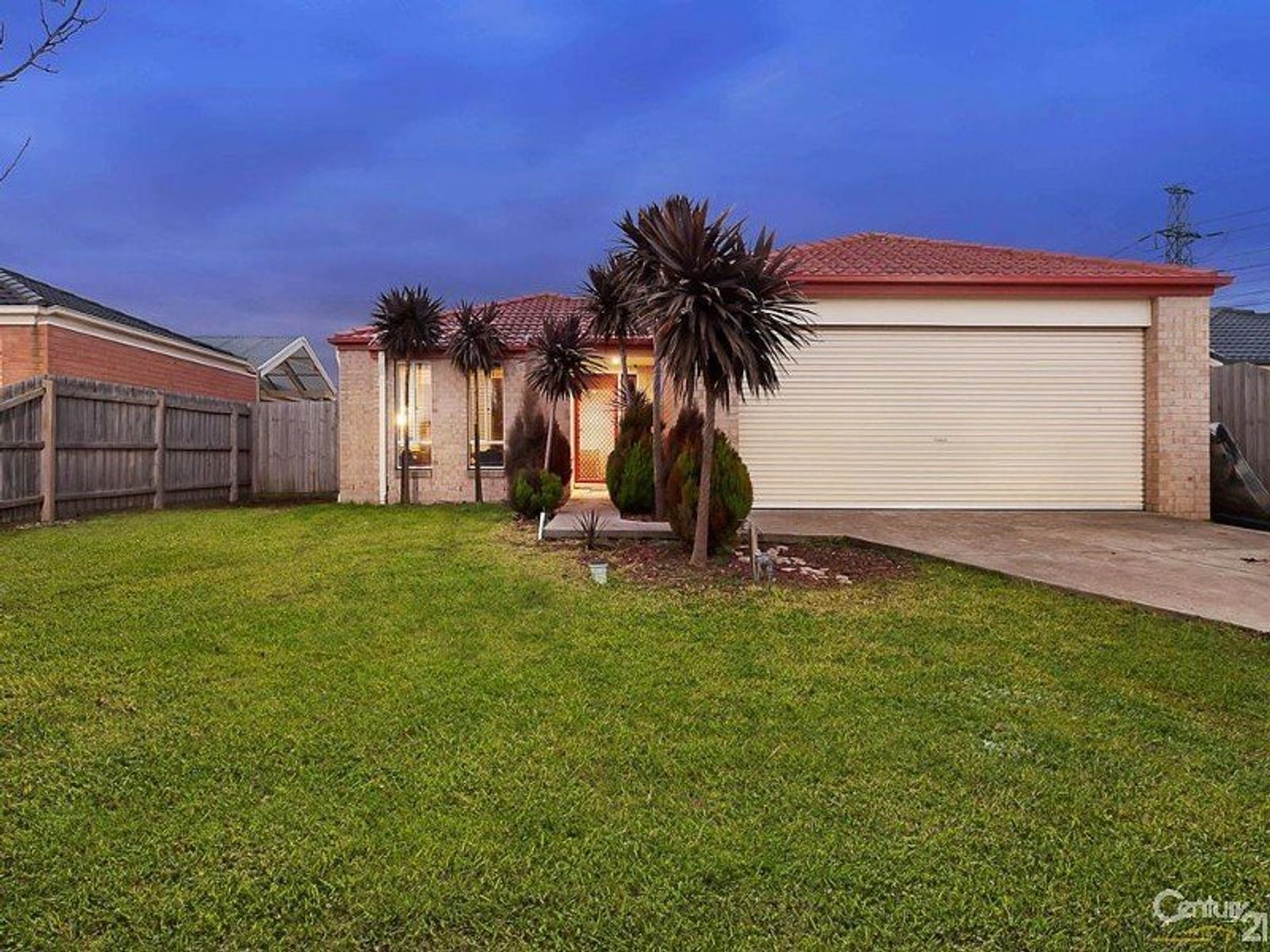 55 Taplan Crescent, Cranbourne, VIC 3977, Cranbourne - Thumbnail 3