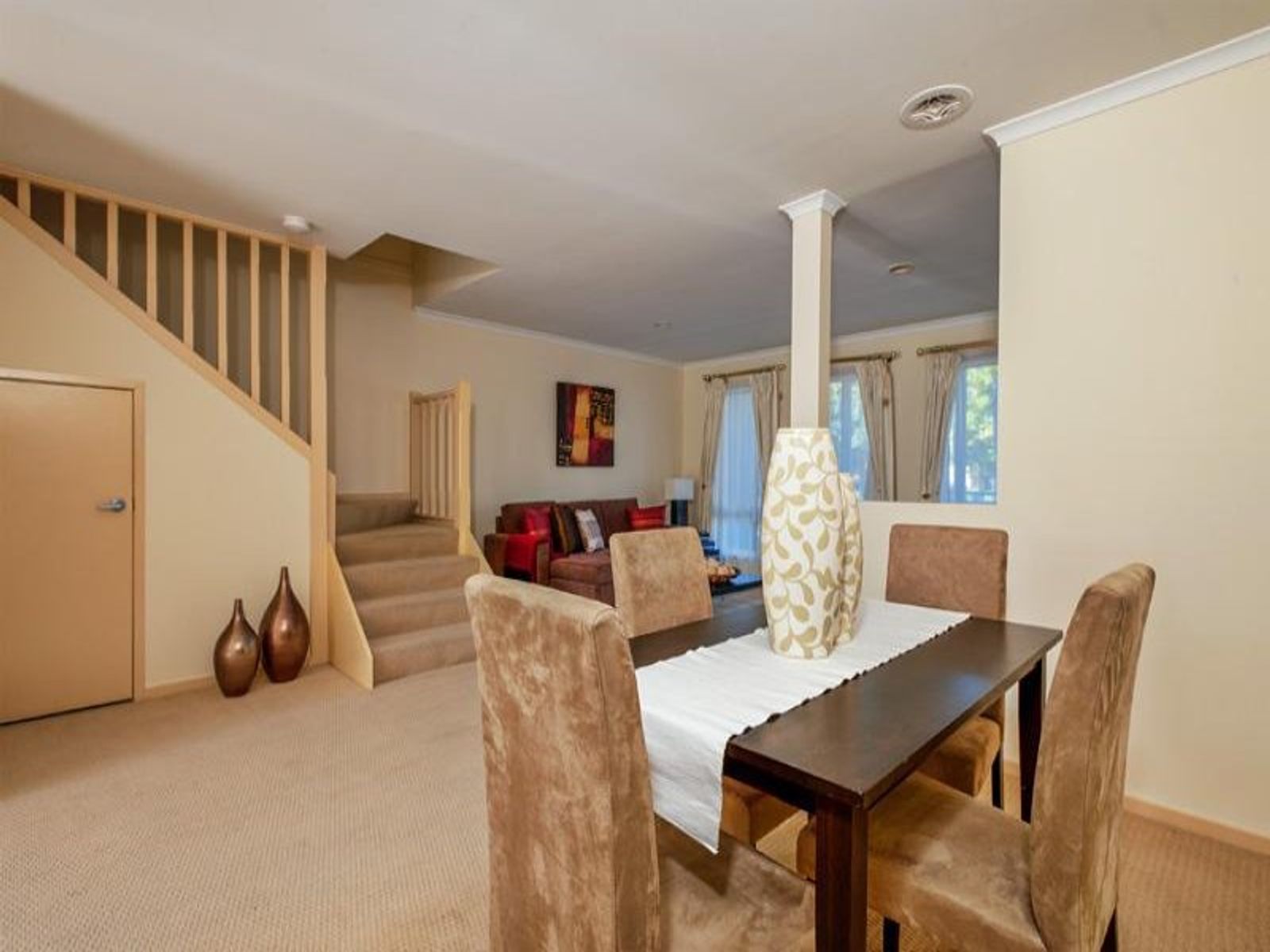 3 Moylan Lane, Kensington - Thumbnail 3
