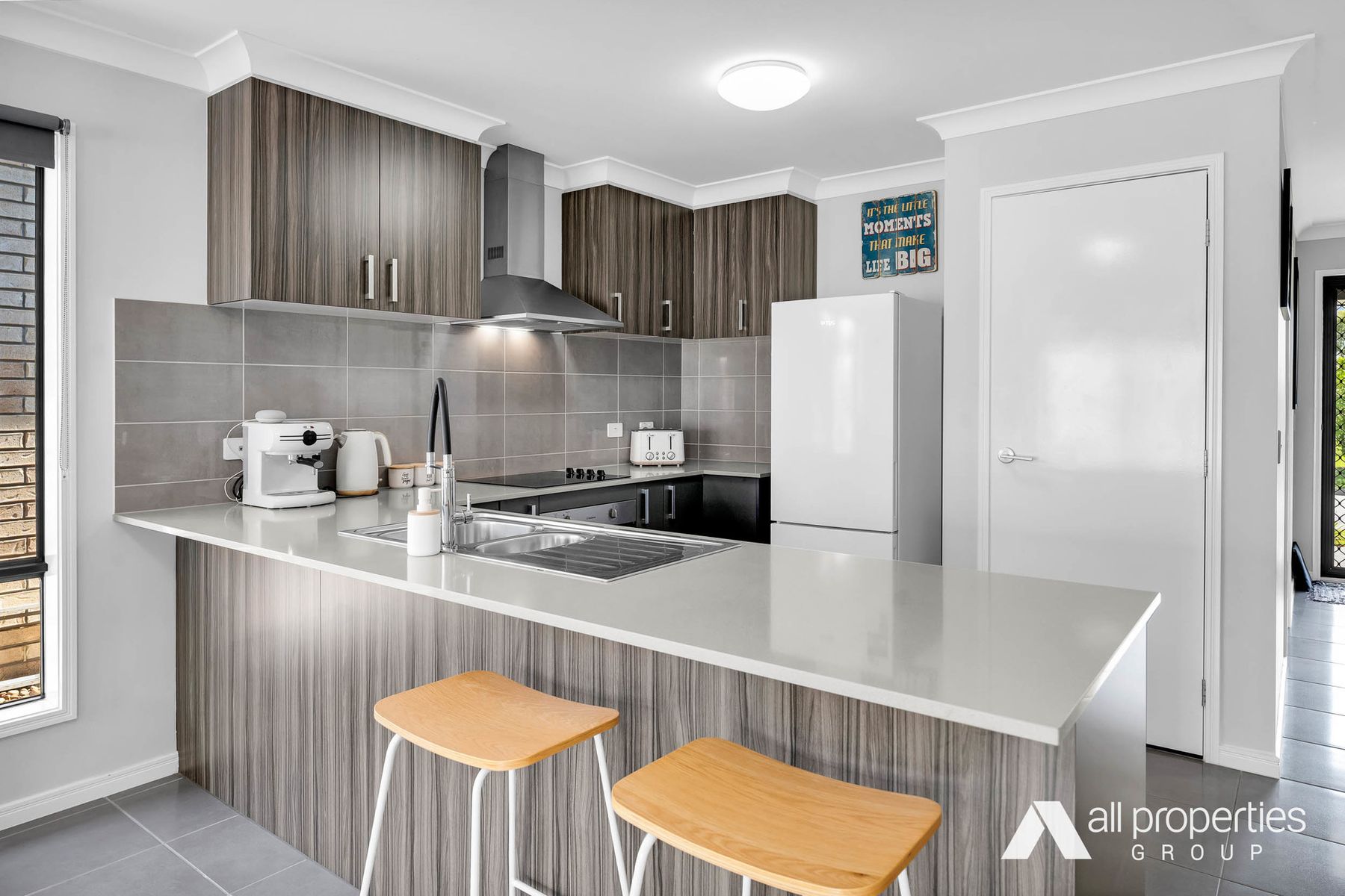 9 Windsor Avenue, Yarrabilba QLD 4207, Yarrabilba - Thumbnail 5