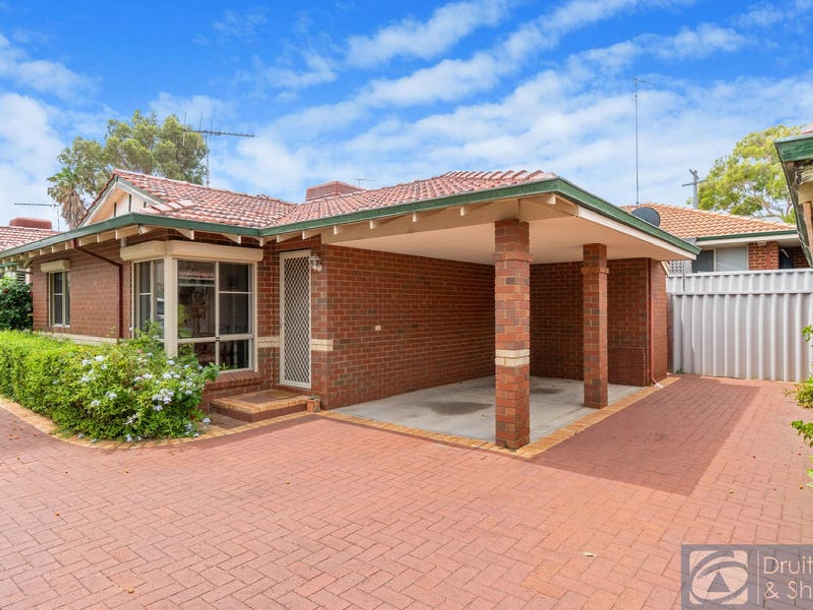 2/100 Ewen Street, Scarborough WA 6019