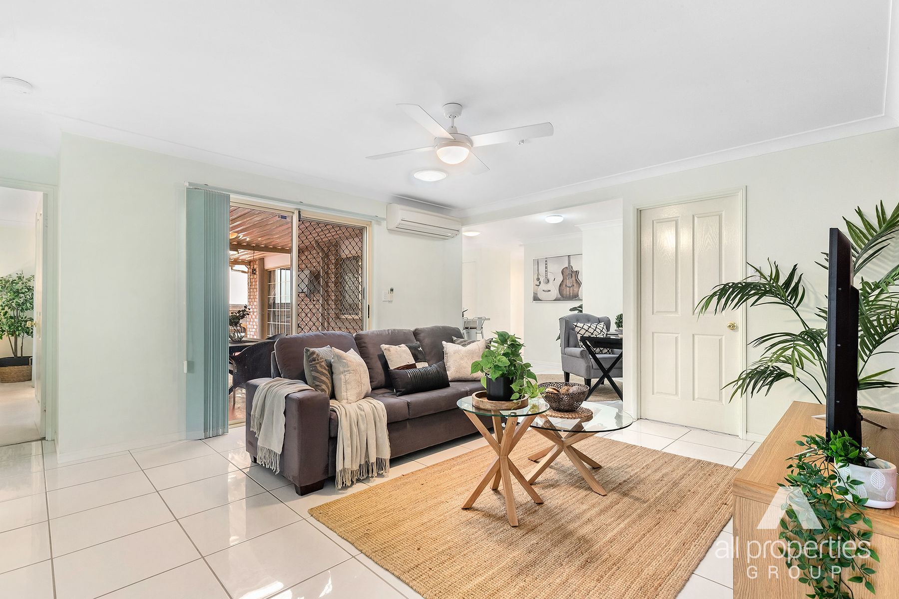 12 Pinnacle Close, Regents Park QLD 4118, Regents Park - Thumbnail 6