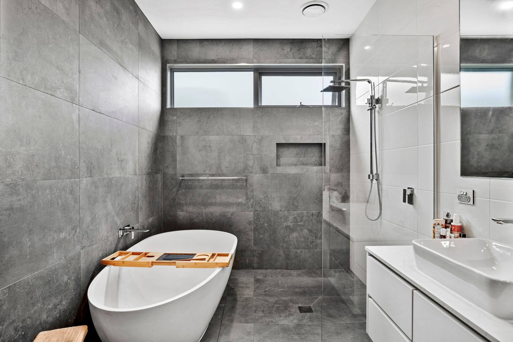 403 Forbidden, Mornington - Thumbnail 3