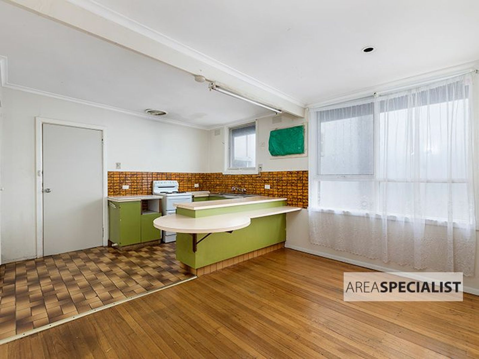 10 Erica Street, Springvale, VIC 3171, Springvale - Thumbnail 3