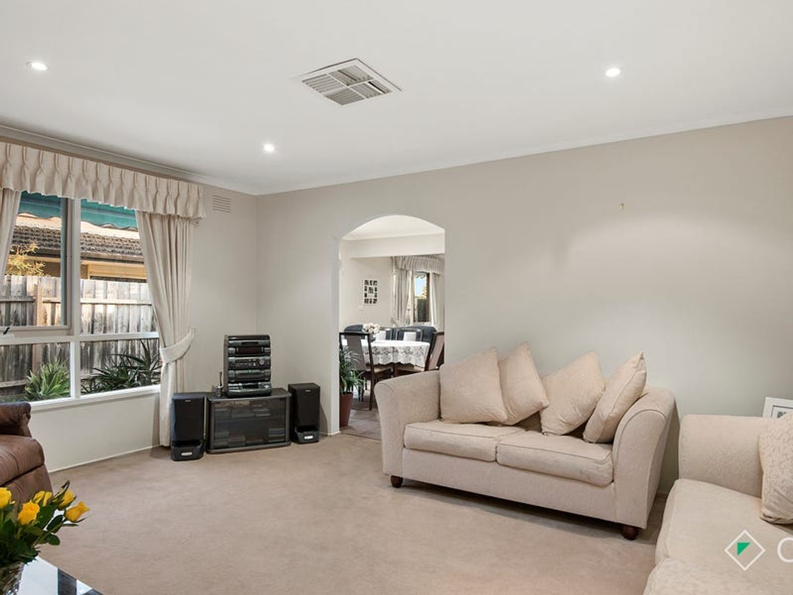 17 Baileyana Drive, Endeavour Hills, VIC 3802, Endeavour Hills - Thumbnail 2