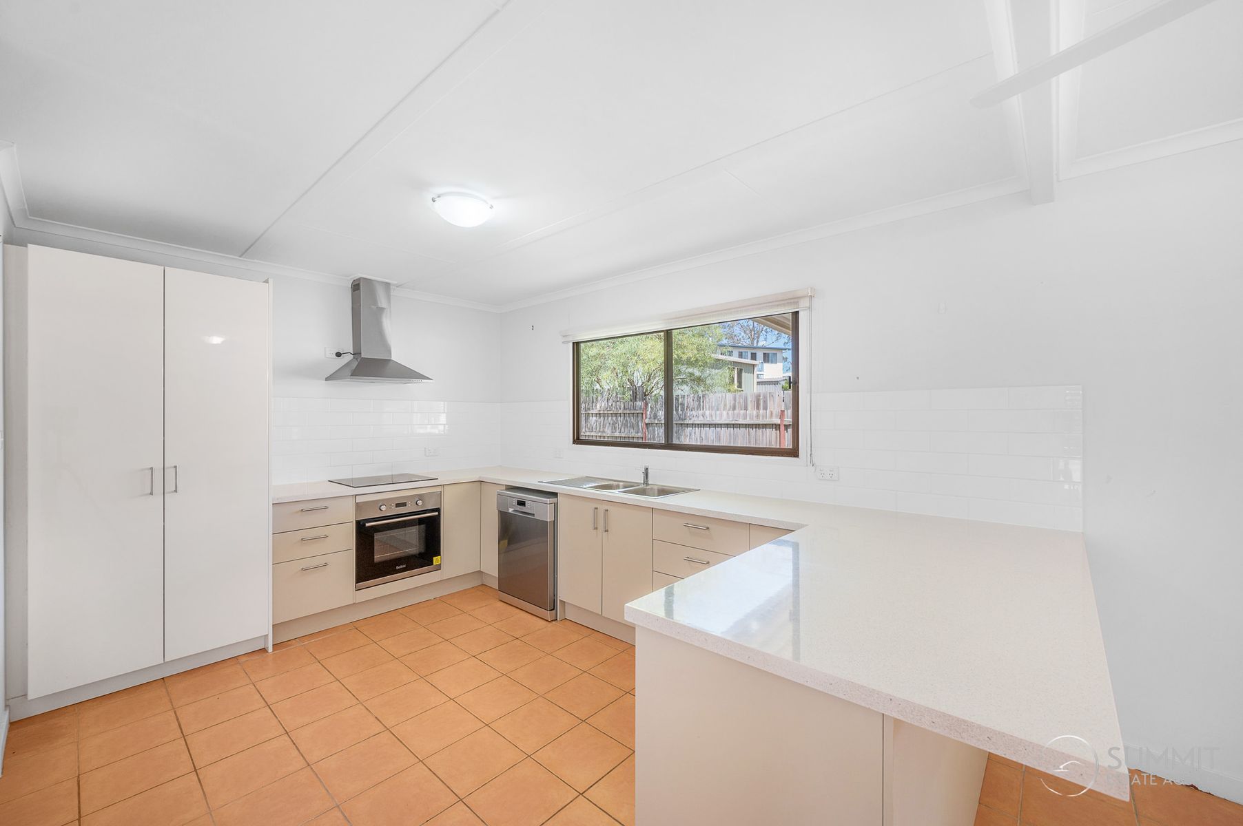 1 Streeter Street, Clinton - Thumbnail 4