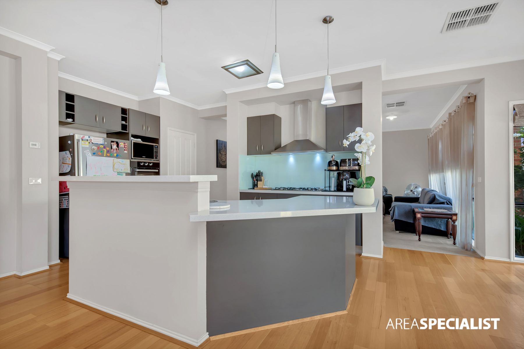 3 Hurlingham Place, Caroline Springs, VIC 3023, Caroline Springs - Thumbnail 6