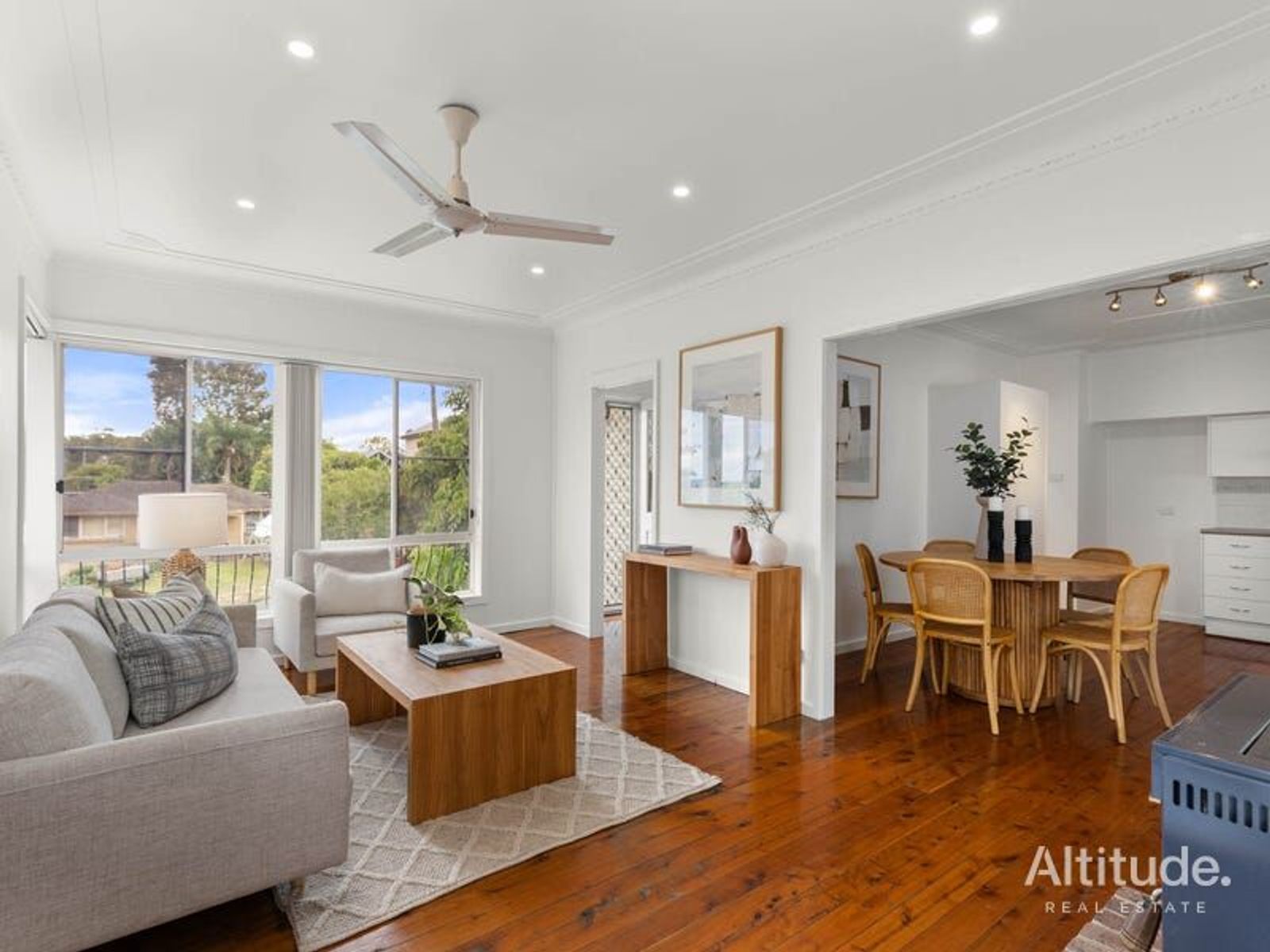 4 Charles Street, Tingira Heights, NSW 2290, Tingira Heights, - Thumbnail 3