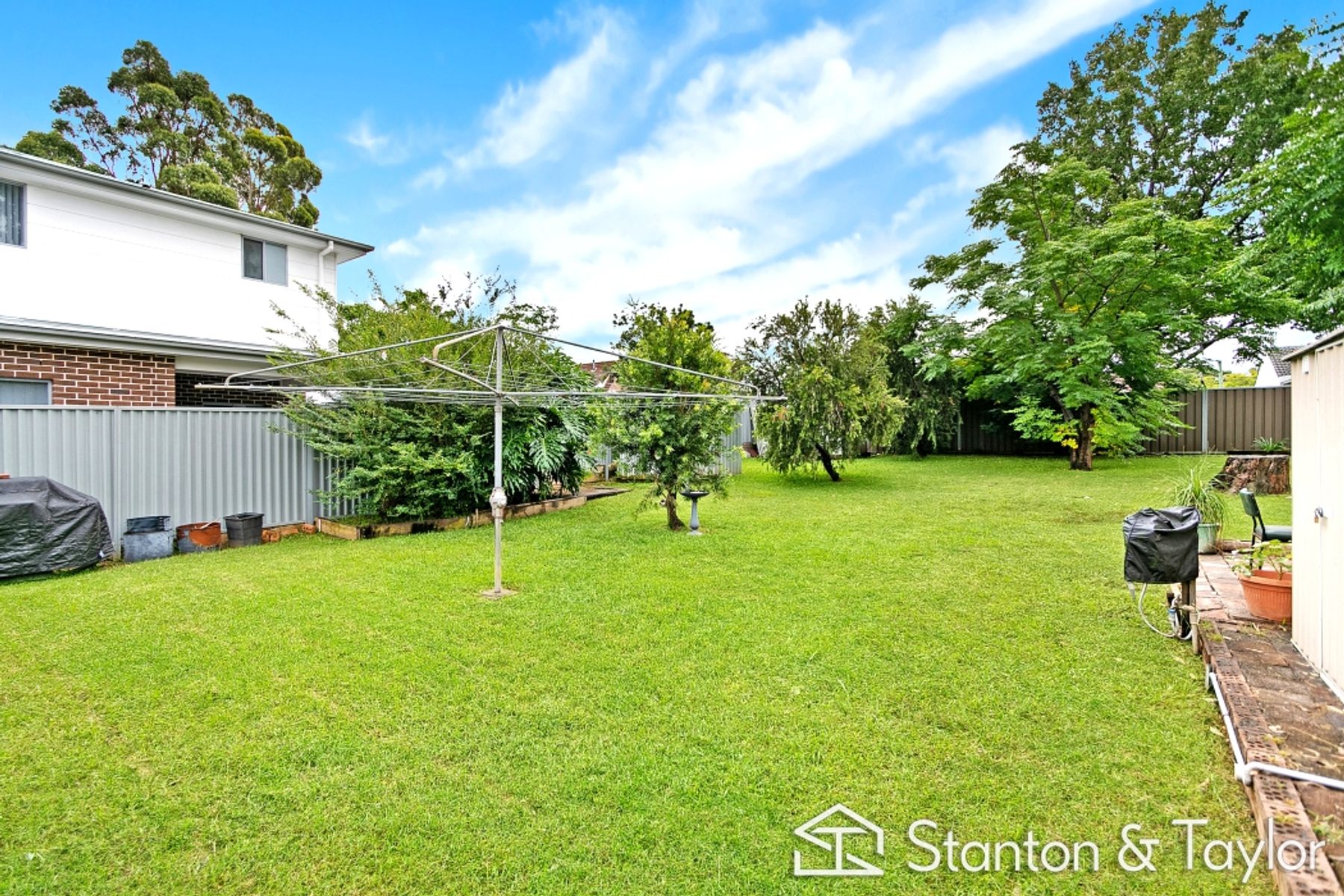 15 Guildford Road, Cambridge Park - Thumbnail 3