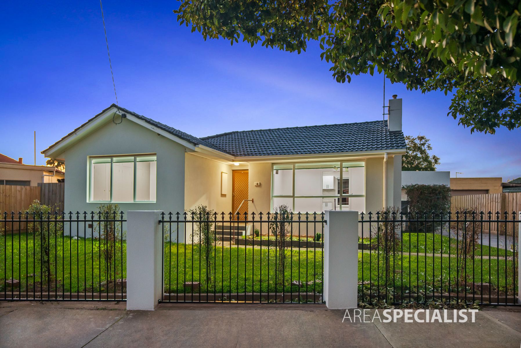4 Willow Street, Werribee, VIC 3030, Werribee - Thumbnail 2