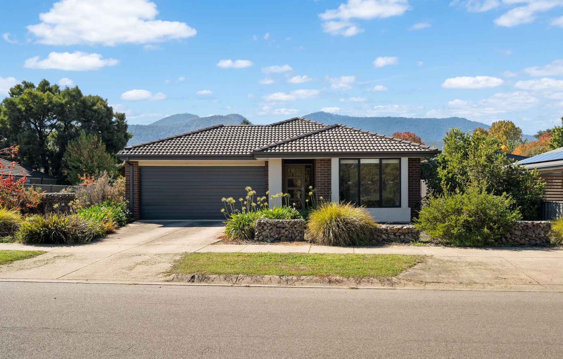 6 Monash Drive, Porepunkah VIC 3740, Porepunkah - Image 1