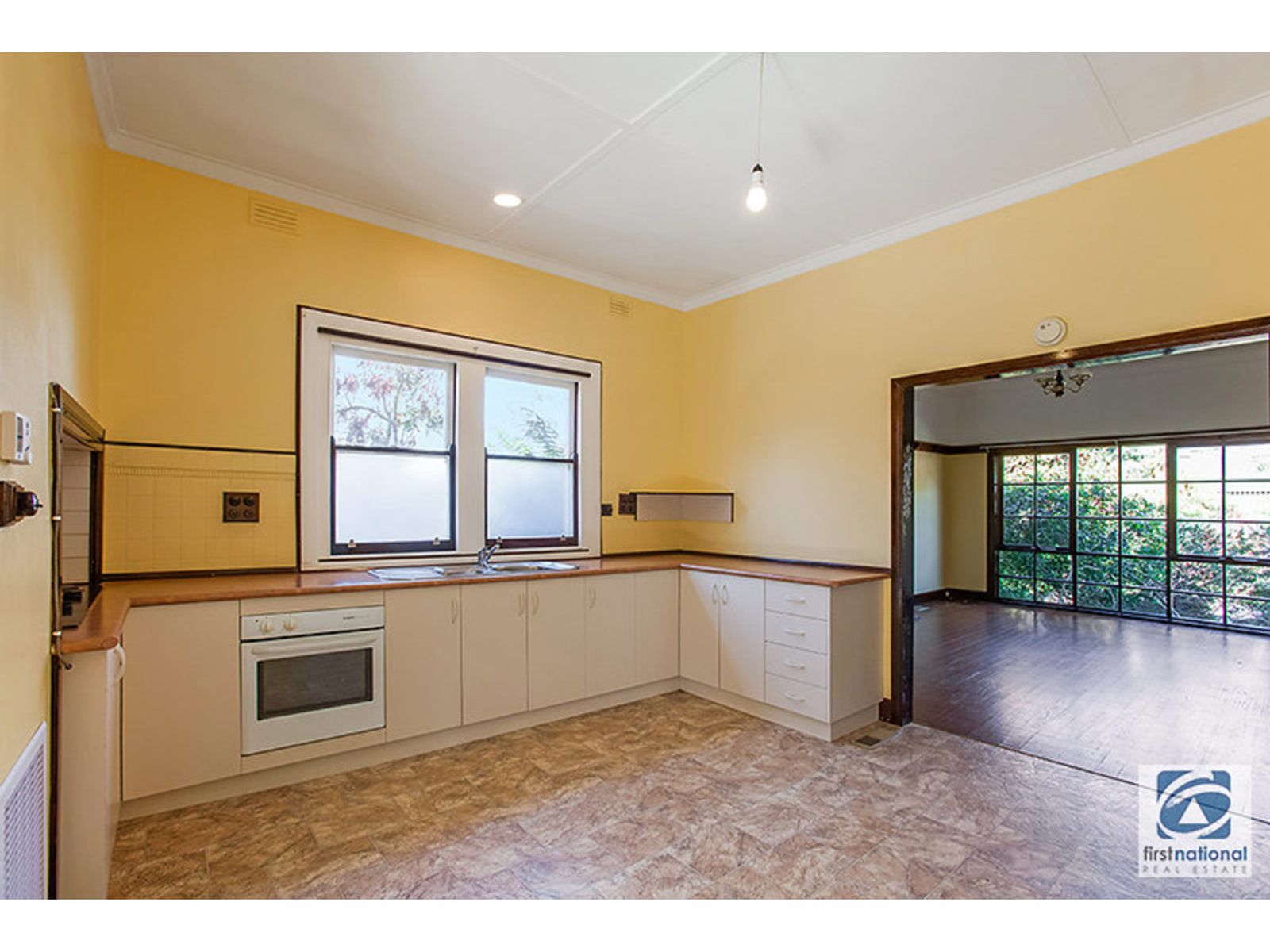 15 Princes Highway, Warragul, VIC 3820, Warragul - Thumbnail 4