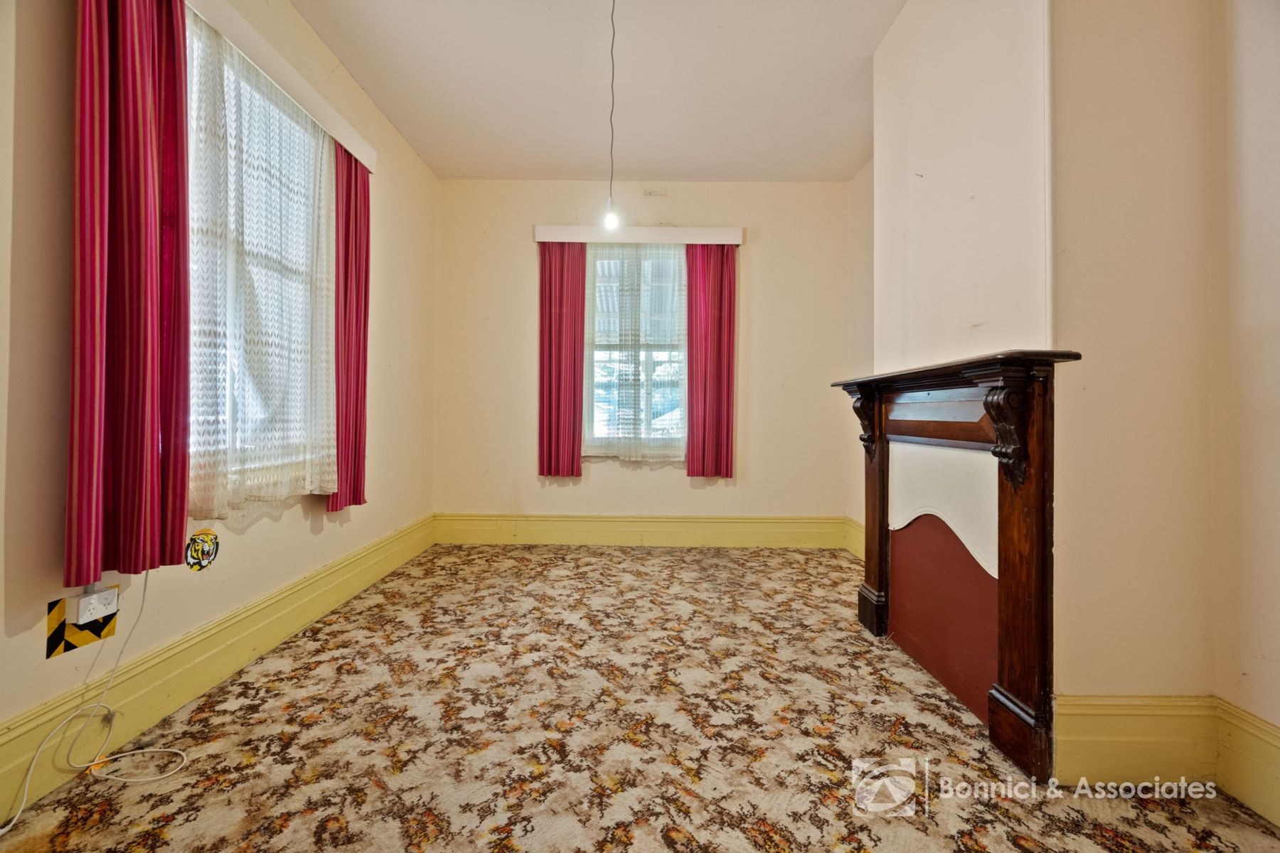 1 Sydney Road, Beechworth VIC 3747, Beechworth - Thumbnail 6