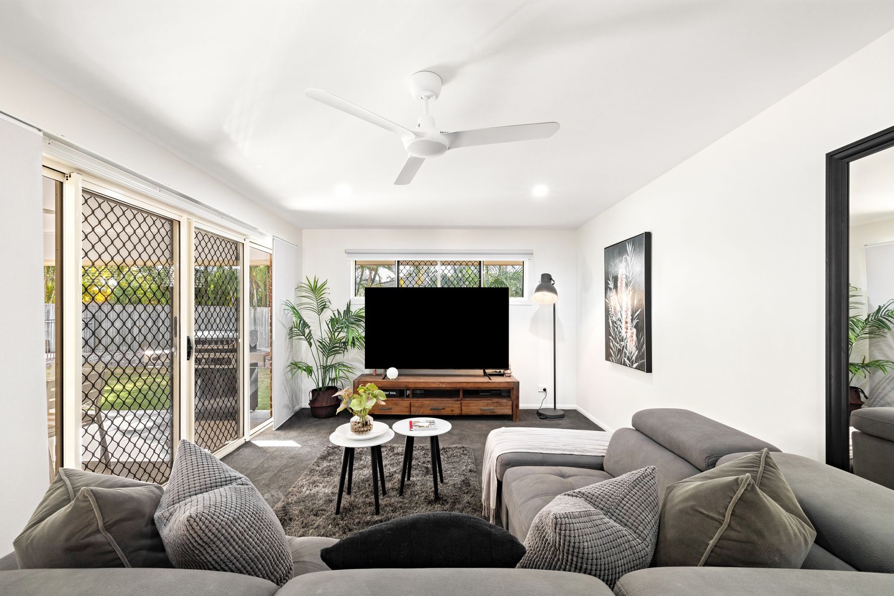 24 Cockatoo Court, Heritage Park QLD 4118, Heritage Park - Thumbnail 2