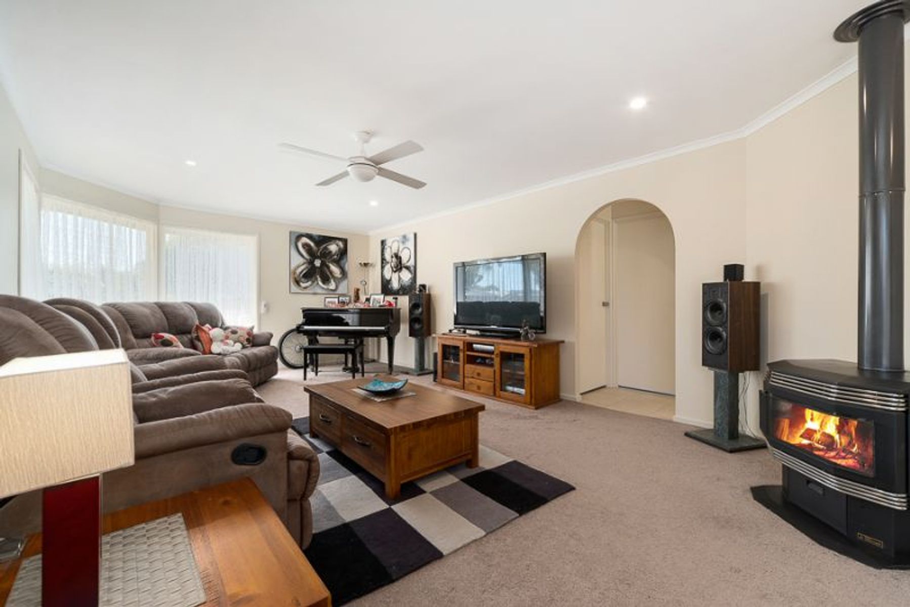66 Lyrebird Drive, Carrum Downs, Carrum Downs - Thumbnail 5