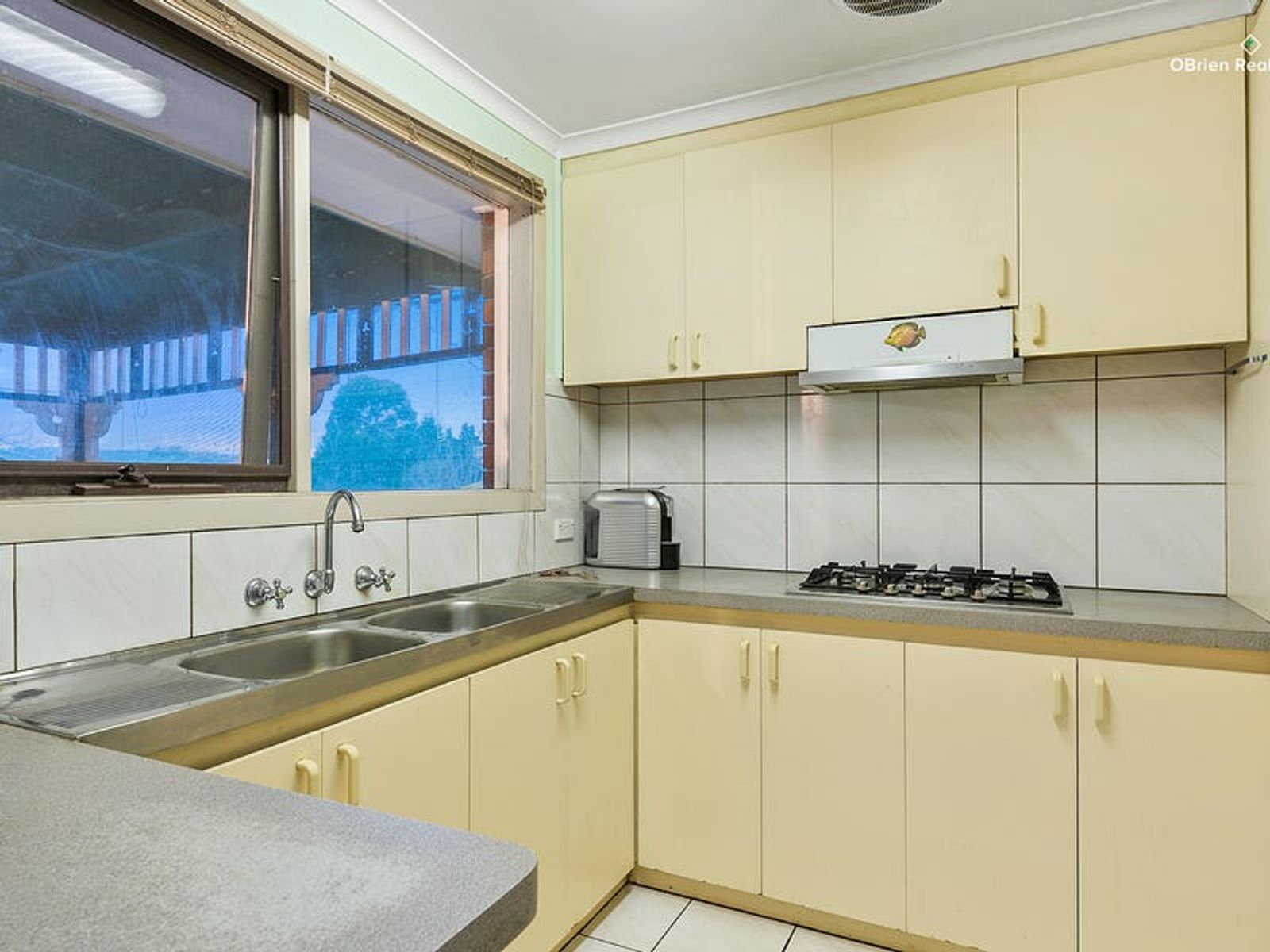 7 Mossgiel Park Drive, Endeavour Hills, VIC 3802, Endeavour Hills - Thumbnail 3