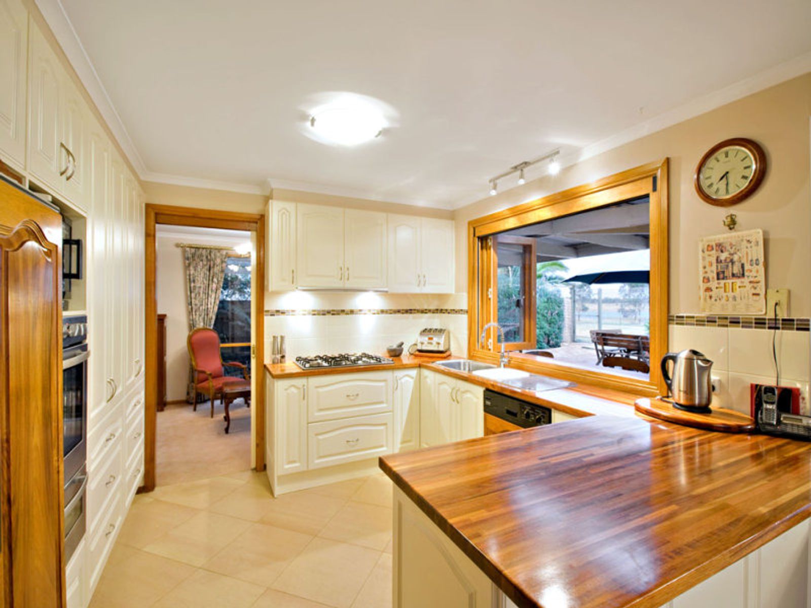 17 Atherton Close, Aspendale Gardens, VIC 3195, Aspendale Gardens - Thumbnail 5