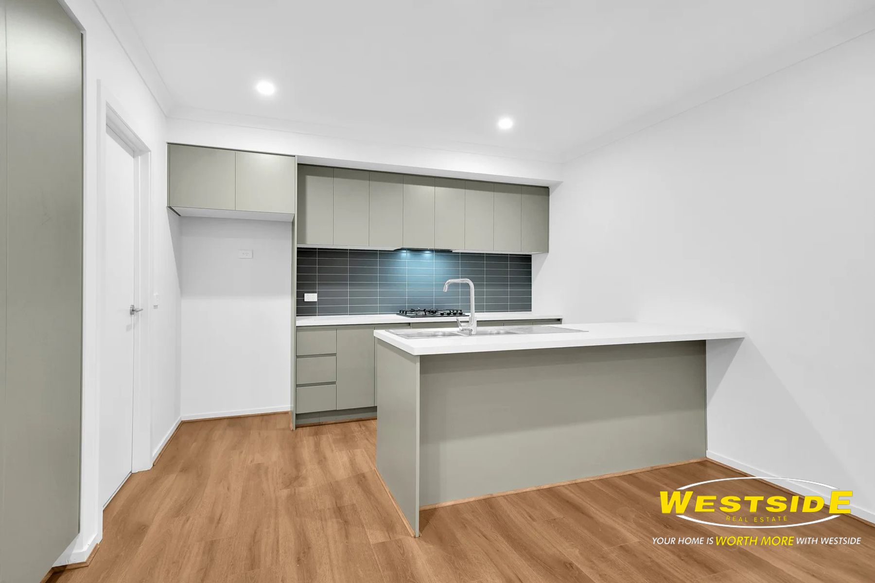 4/3 Rosso Drive, Tarneit VIC 3029, Tarneit - Thumbnail 8