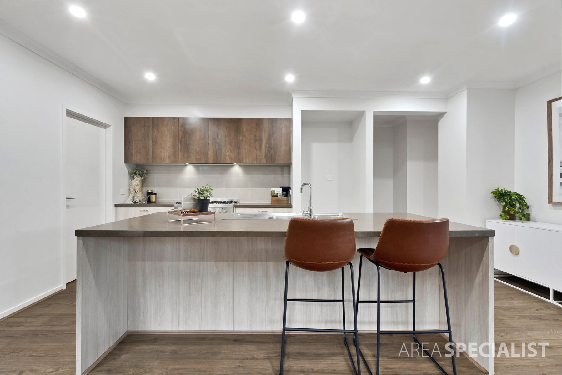 5 Mare Close, Cranbourne East, VIC 3977, Cranbourne East - Thumbnail 4