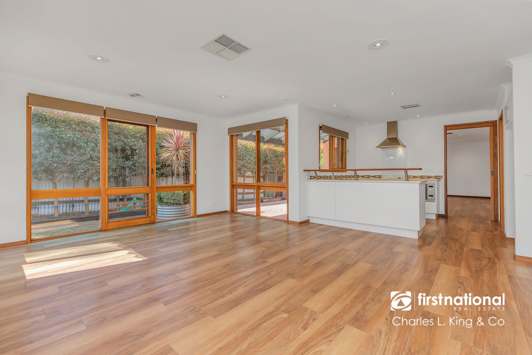 93 Campaspe Esplanade, Echuca VIC 3564, Echuca - Thumbnail 3