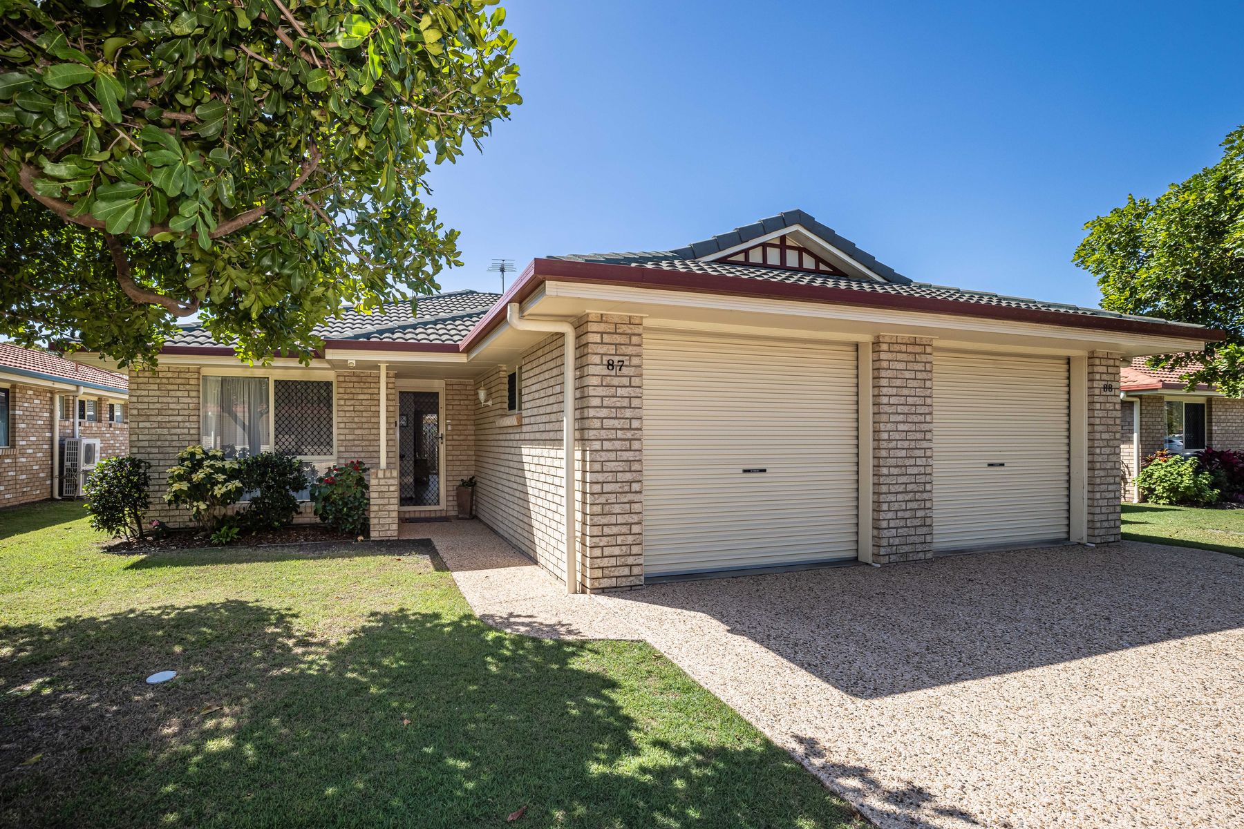 87/210 Bestmann Road East, Sandstone Point - Image 1