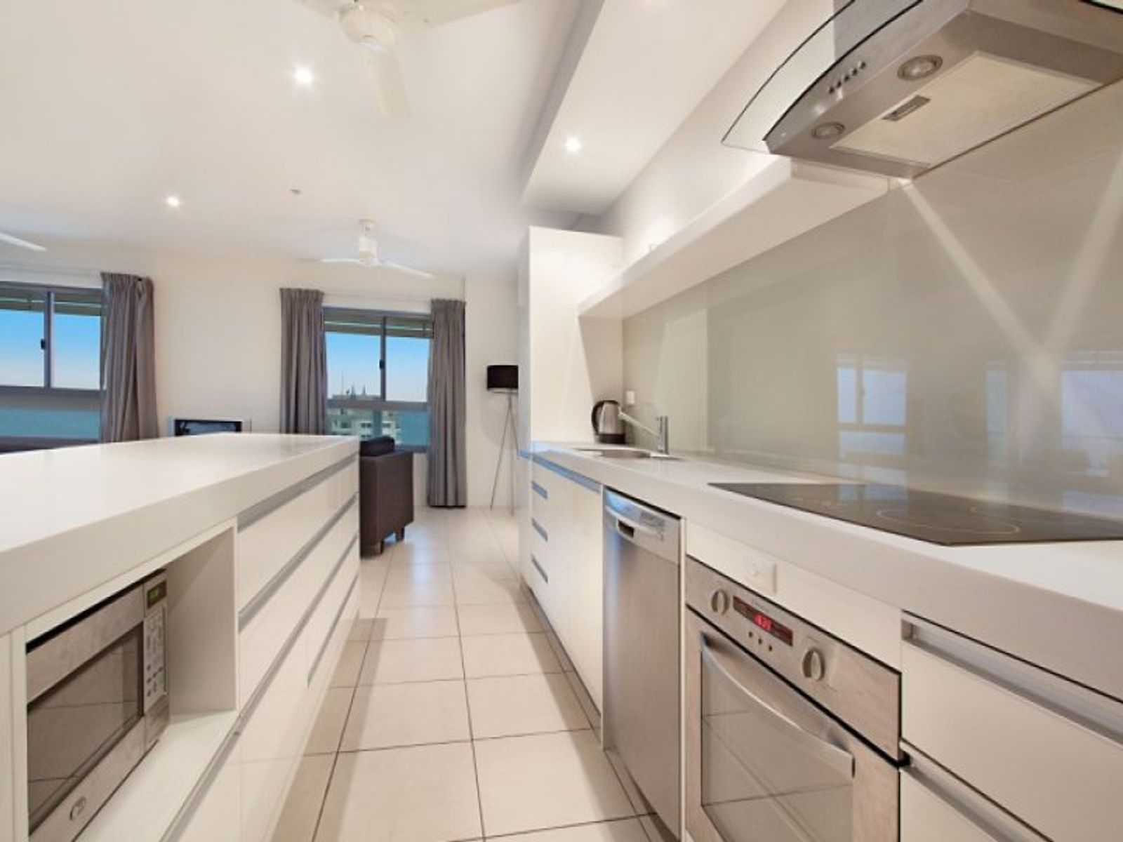 2106/43E Knuckey Street, Darwin City NT 0800, Darwin City - Thumbnail 2