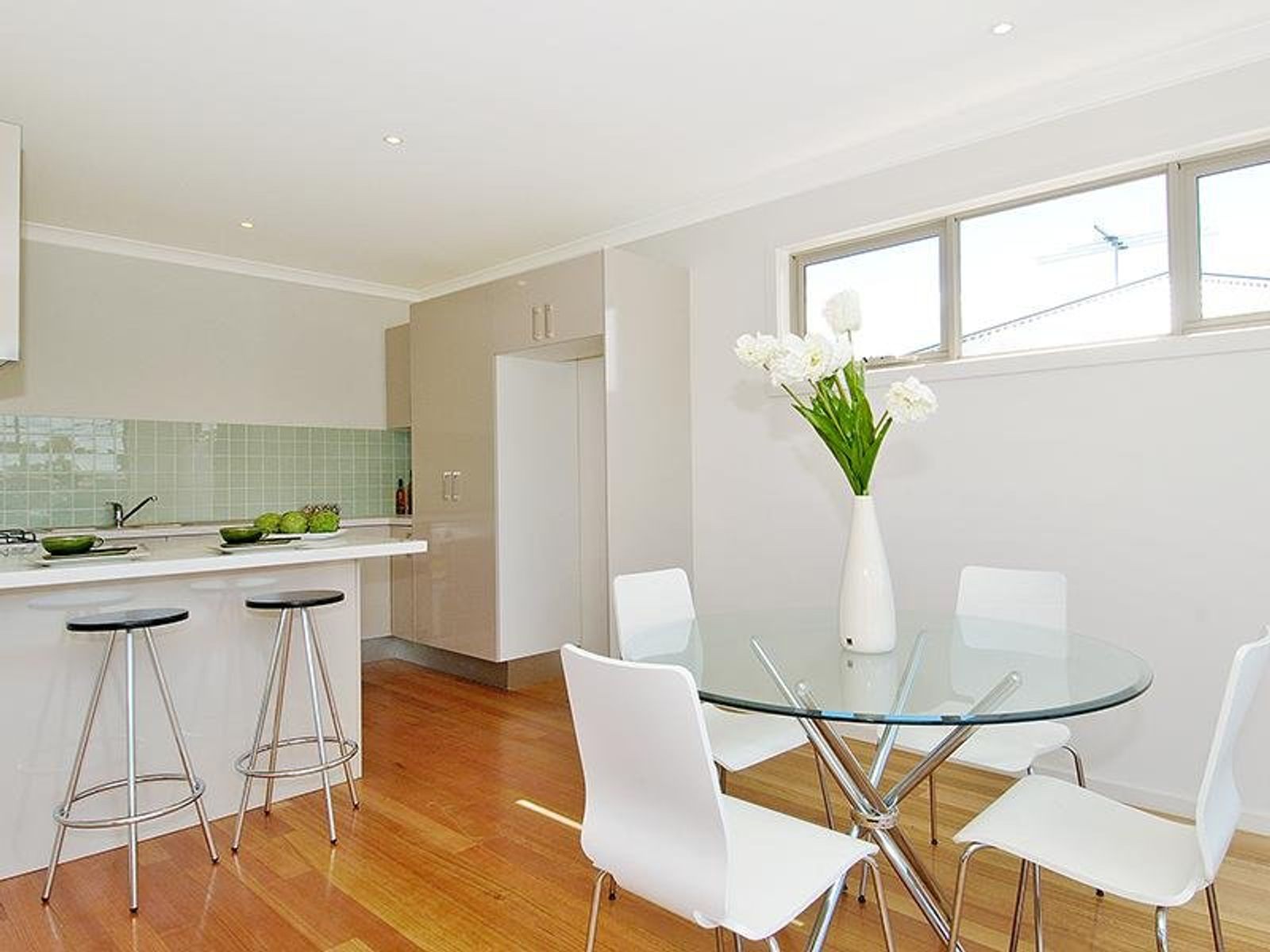 1/27 Sandown Road, Ascot Vale - Thumbnail 2