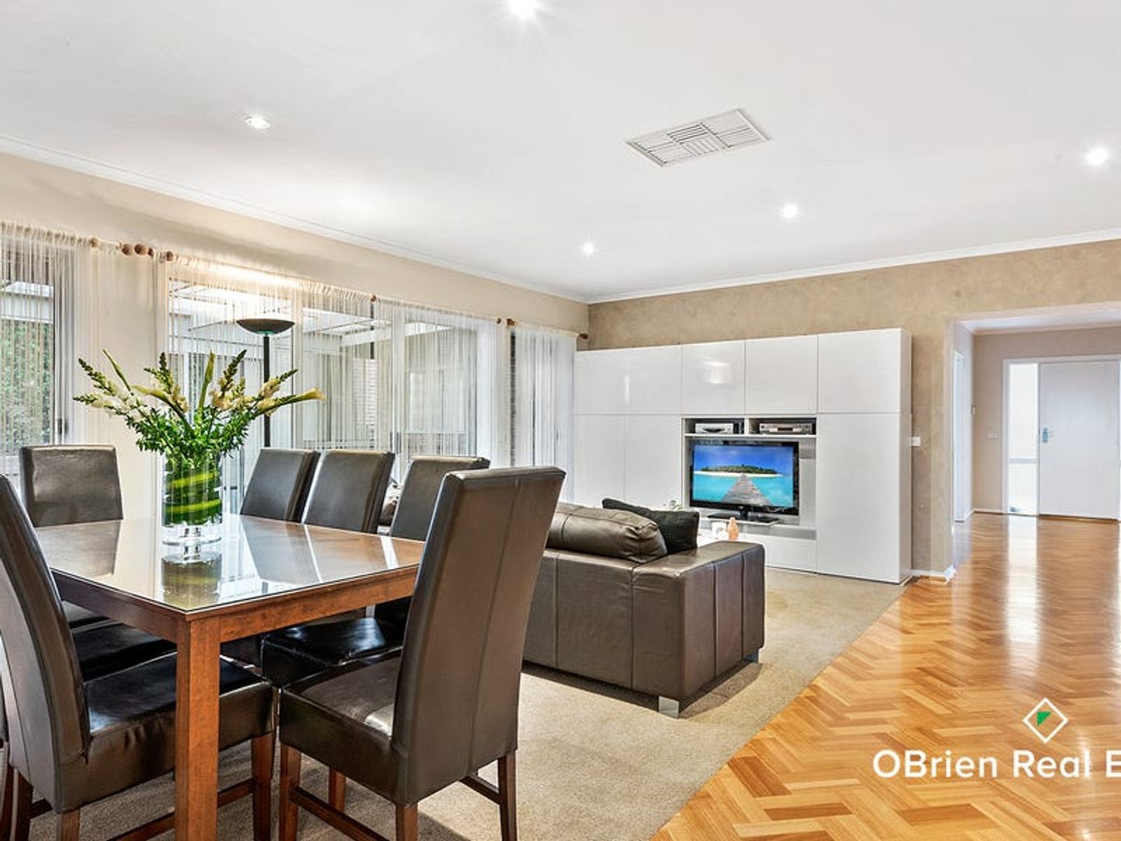 4 Jersey Close, Endeavour Hills, VIC 3802, Endeavour Hills - Thumbnail 4