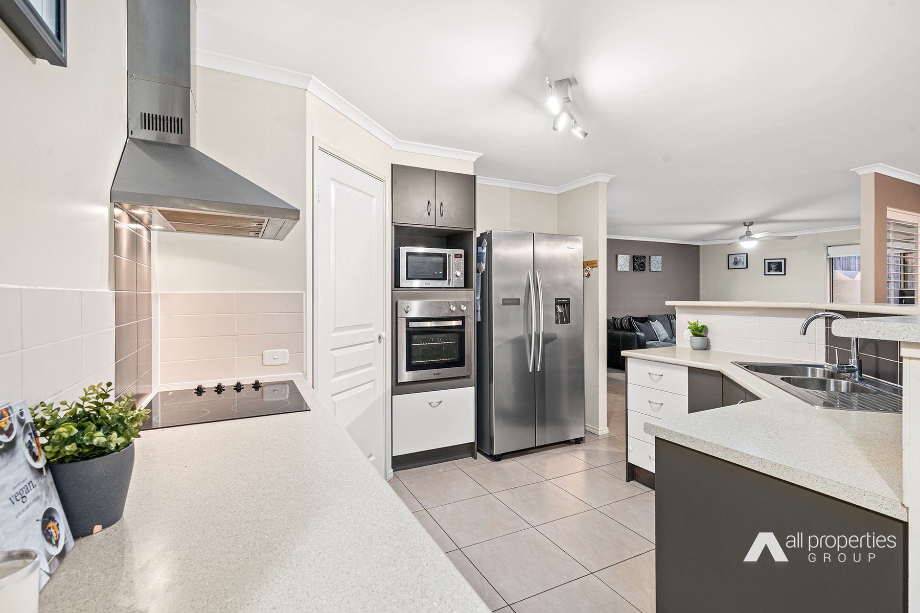 35 Creekside Crescent, Flagstone QLD 4280, Flagstone - Thumbnail 5