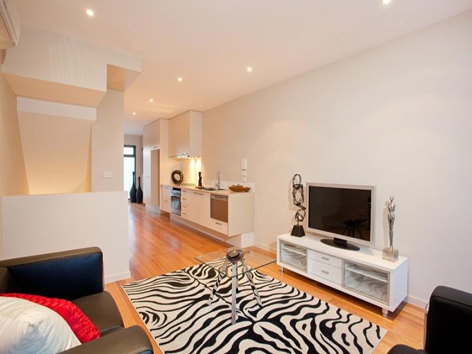 3/18 Rothwell Street, Ascot Vale - Thumbnail 4