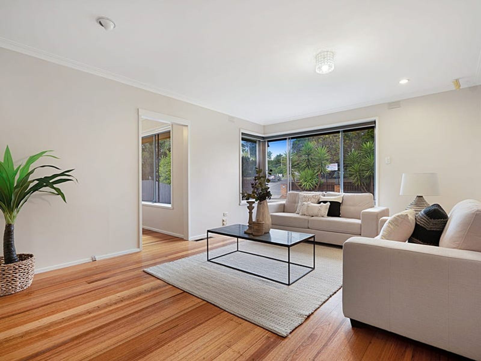 5 Manuka Drive, Ferntree Gully, VIC 3156, Ferntree Gully - Thumbnail 3
