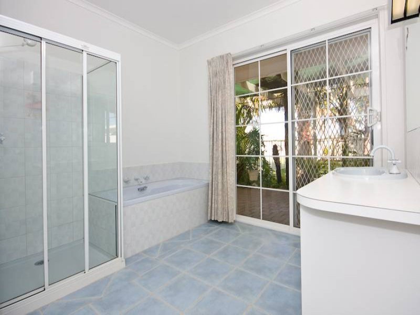 2 Leng Close, Nichols Point - Thumbnail 7