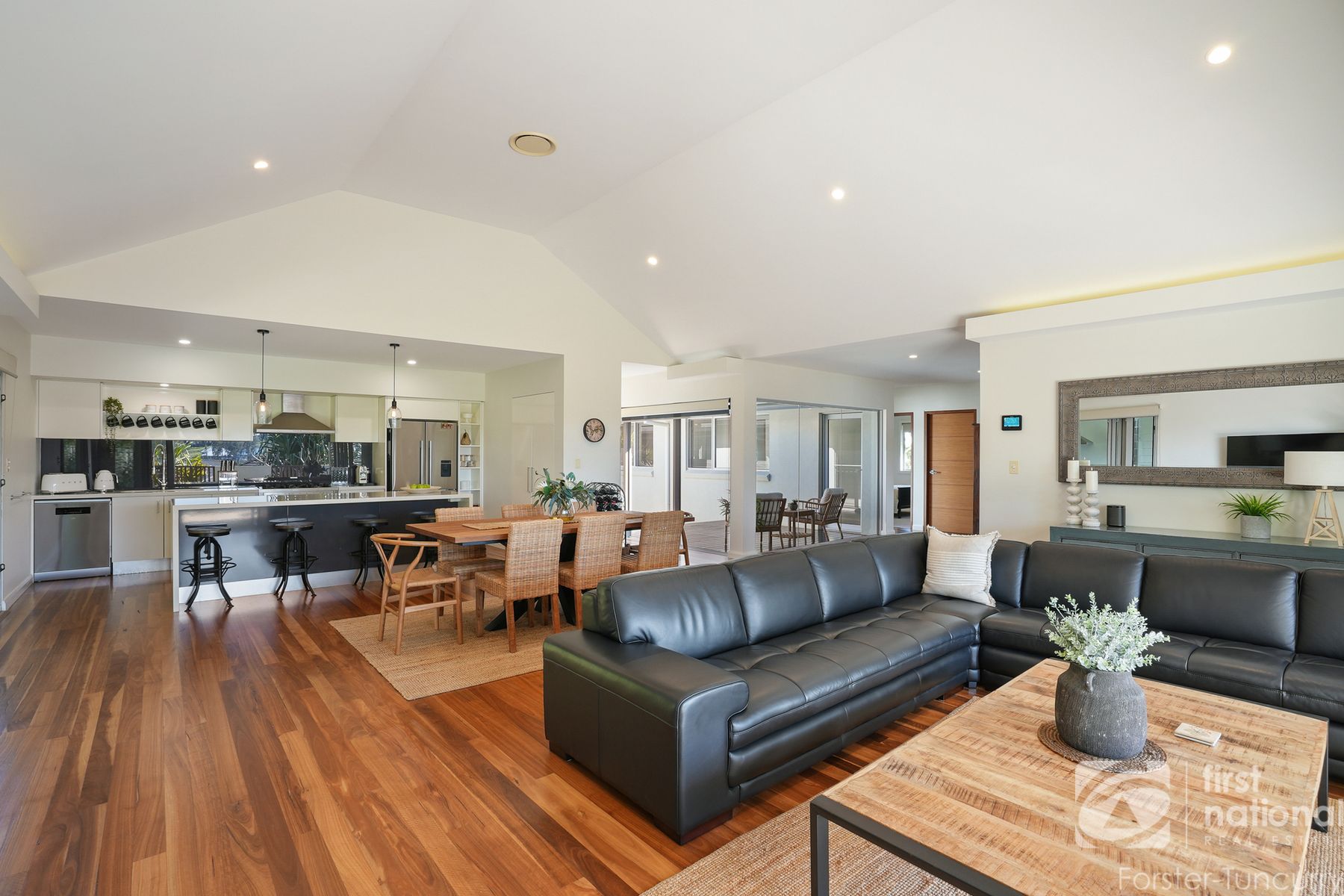 4 Isabella Parade, Forster NSW 2428, Forster - Thumbnail 3