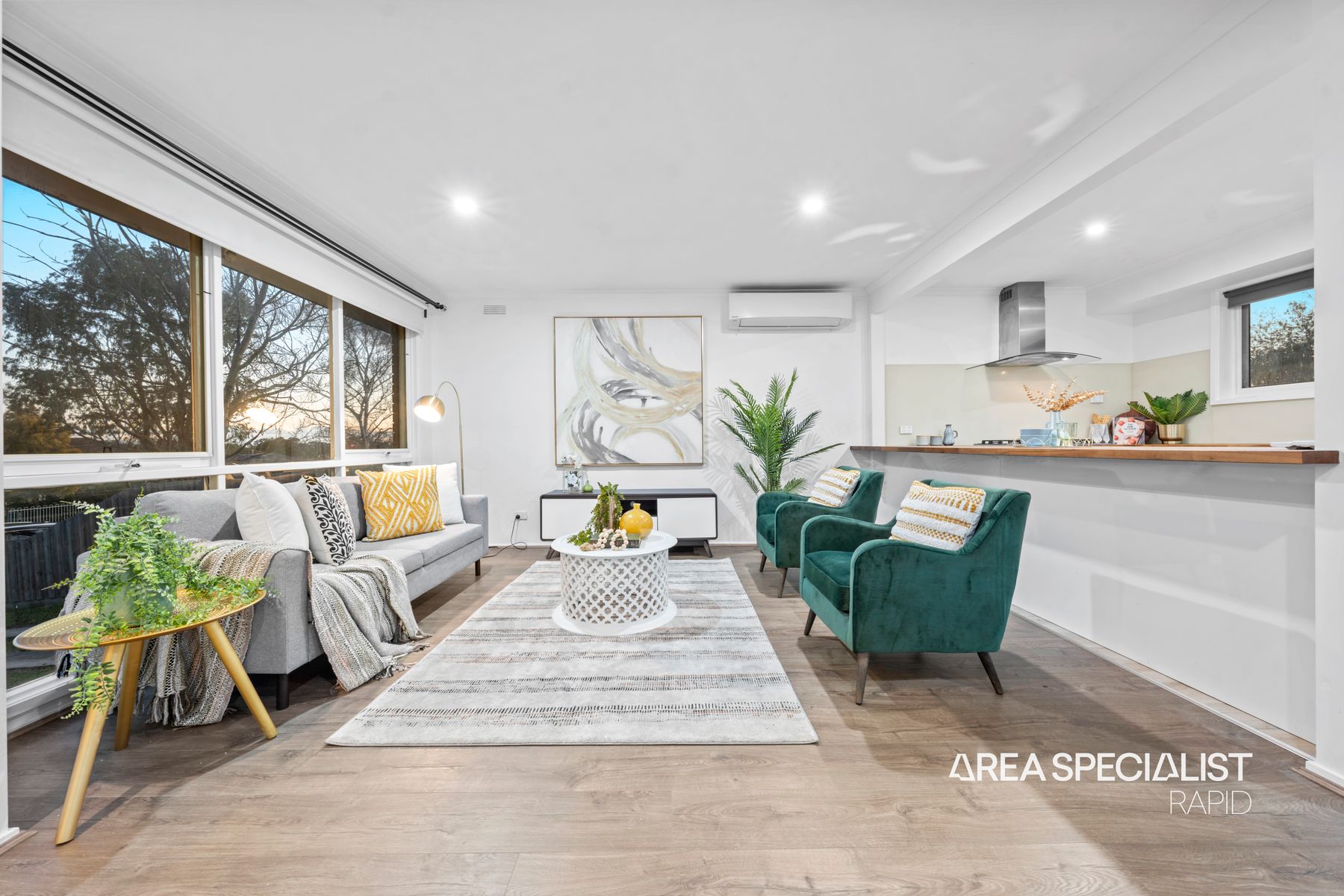 13 Highton Close, Hampton Park, Hampton Park - Thumbnail 2