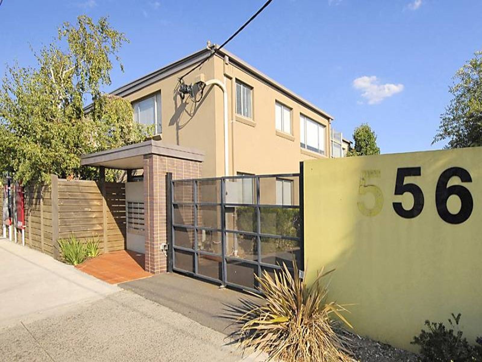 15/556 Moreland Road, Brunswick West - Thumbnail 2