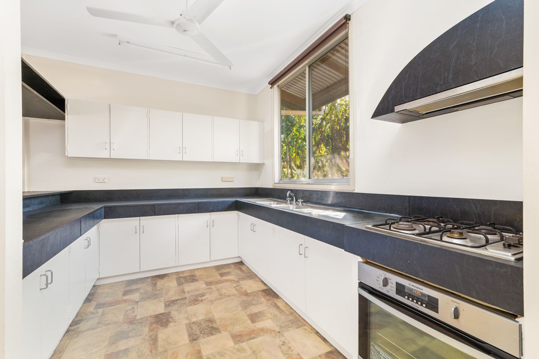 57 Cornwallis Circuit, Gray NT 0830, Gray - Thumbnail 5
