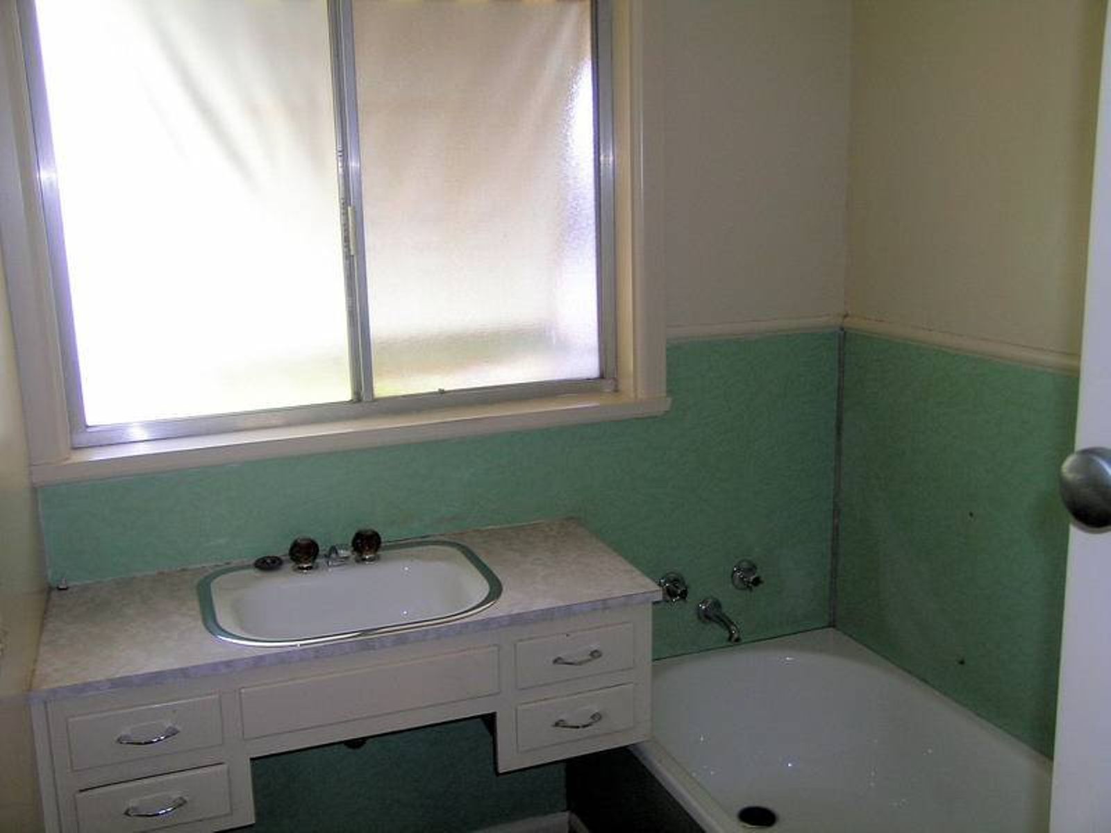 106 Eleventh Street, Mildura - Thumbnail 4