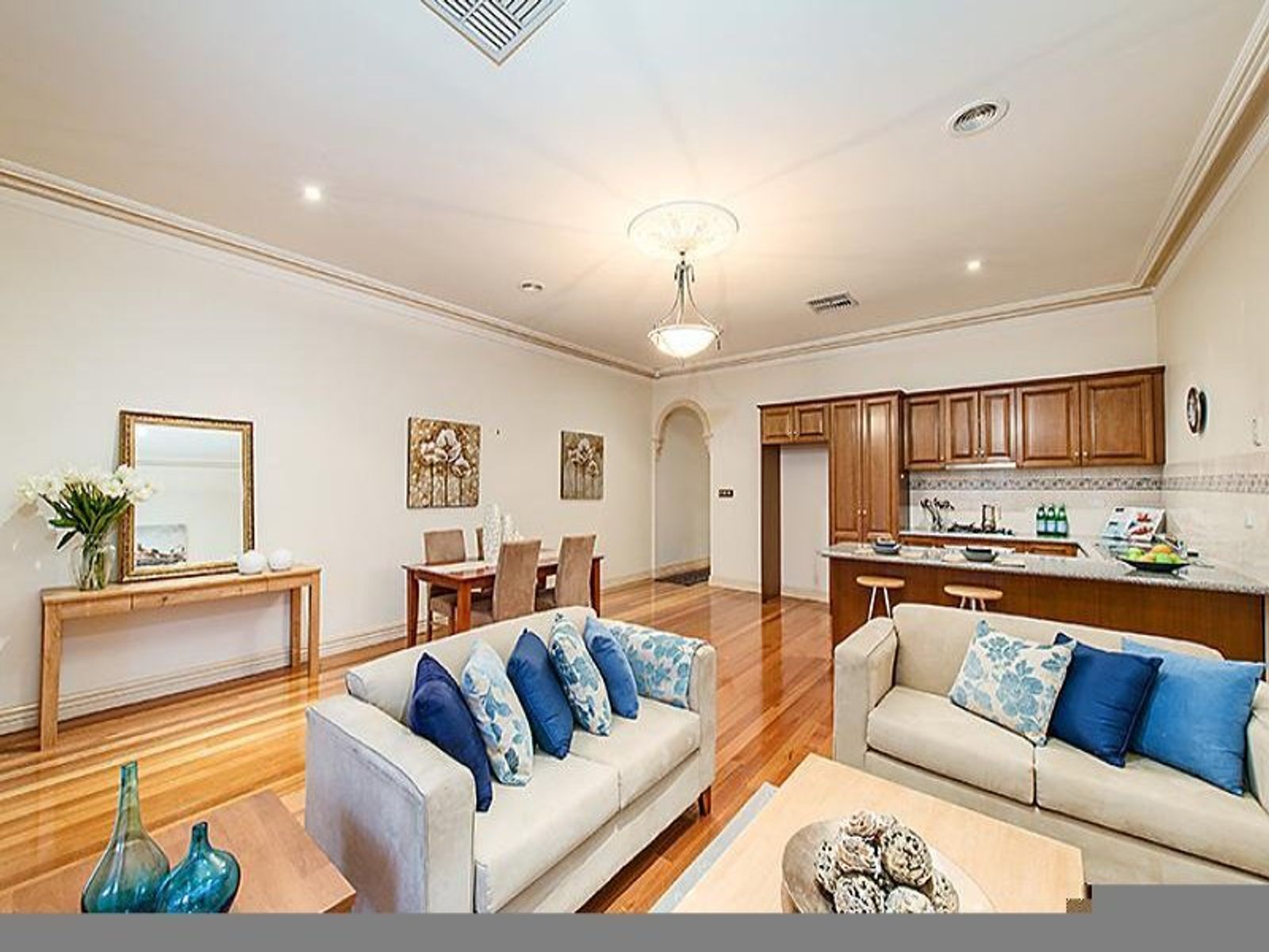 1/108 Roseberry Street, Ascot Vale - Thumbnail 4