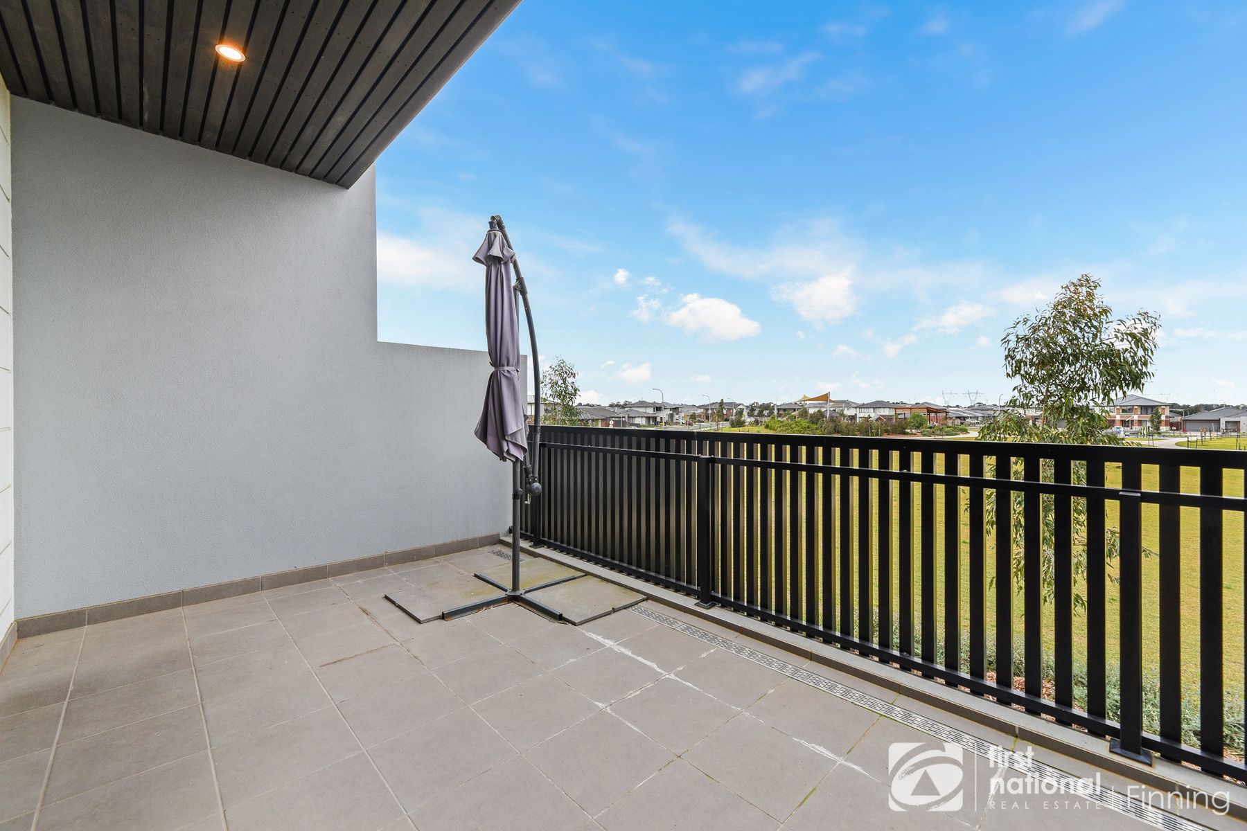 15 Hibiya Way, Clyde North VIC 3978, Clyde North - Thumbnail 5