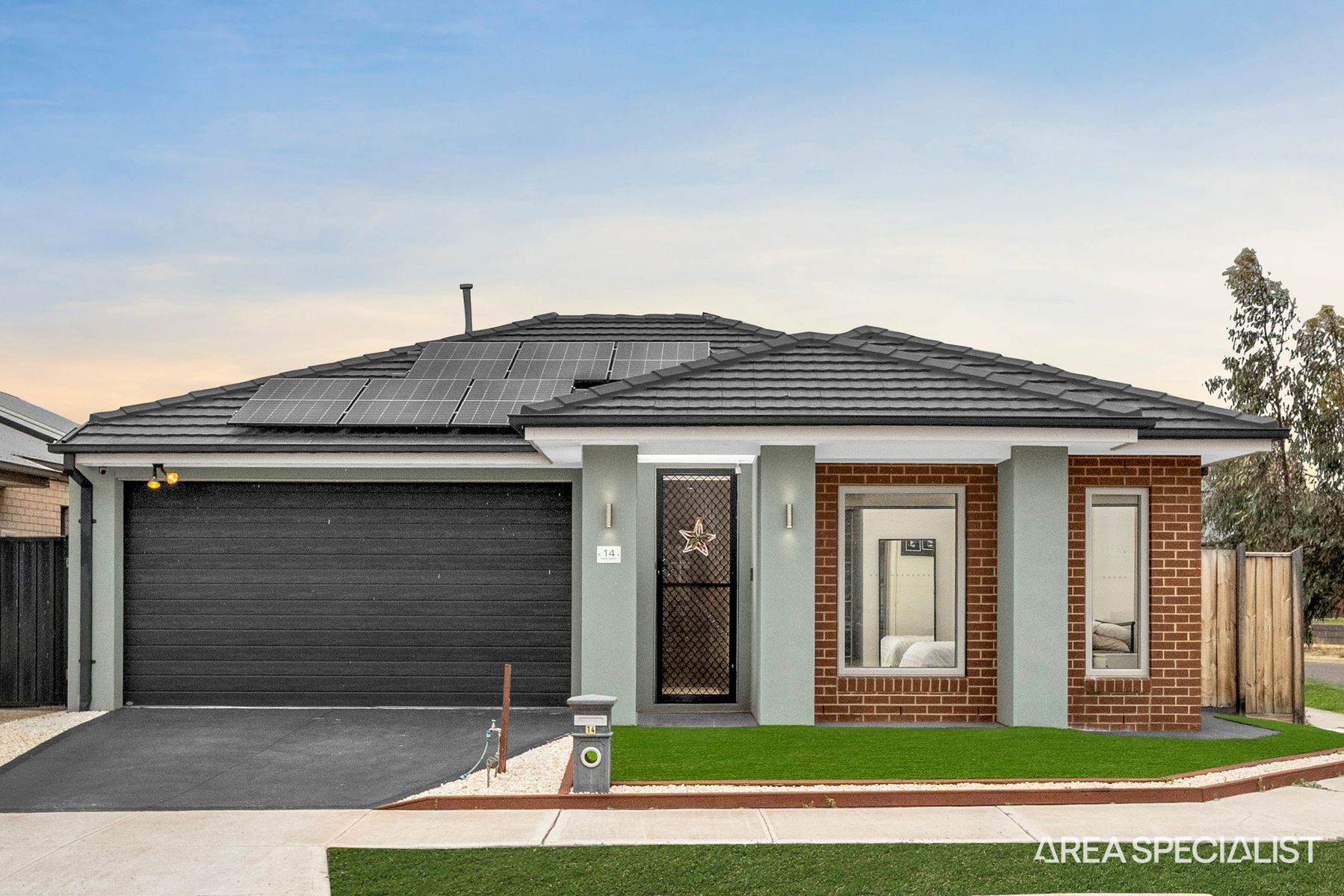 14 Carfin Circuit, Thornhill Park, VIC 3335, Thornhill Park - Thumbnail 2