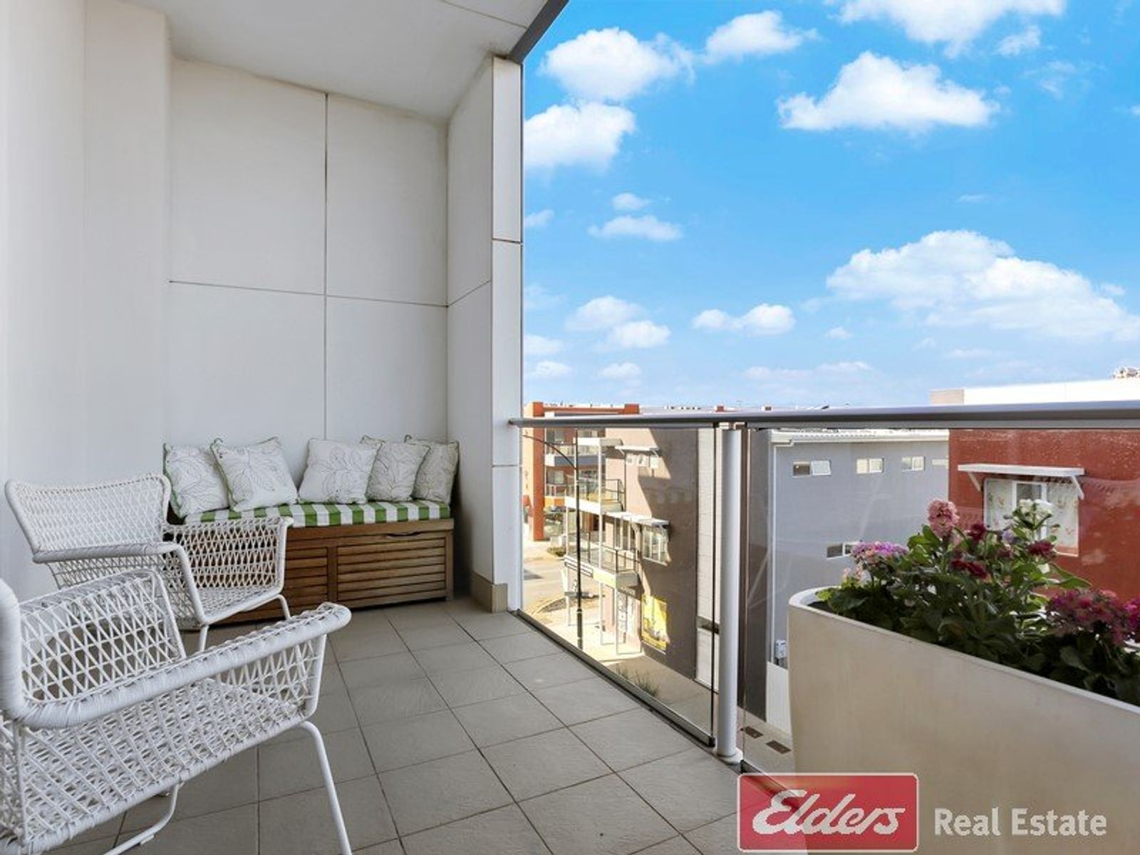 202/1, Mawson Lakes - Thumbnail 2