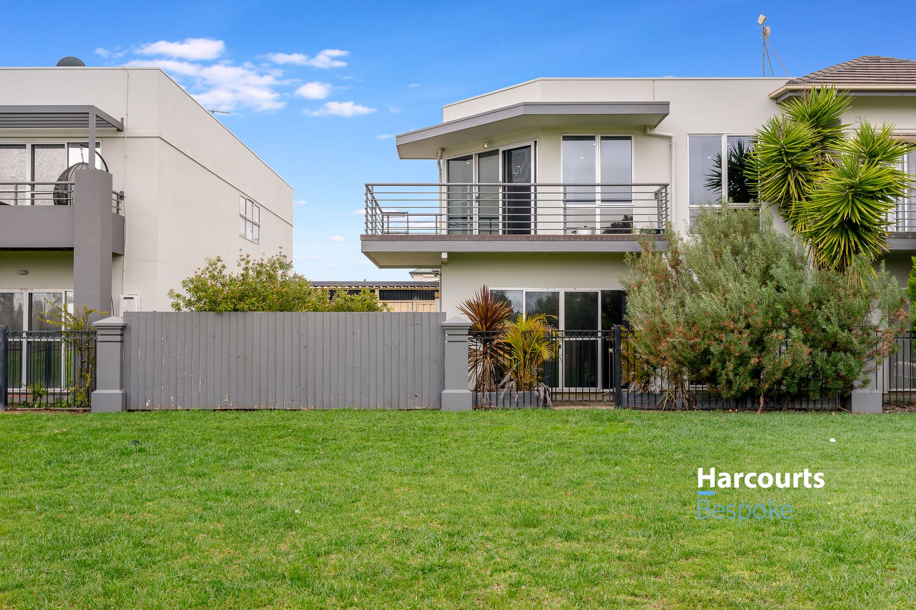4/270, Mawson Lakes - Image 1