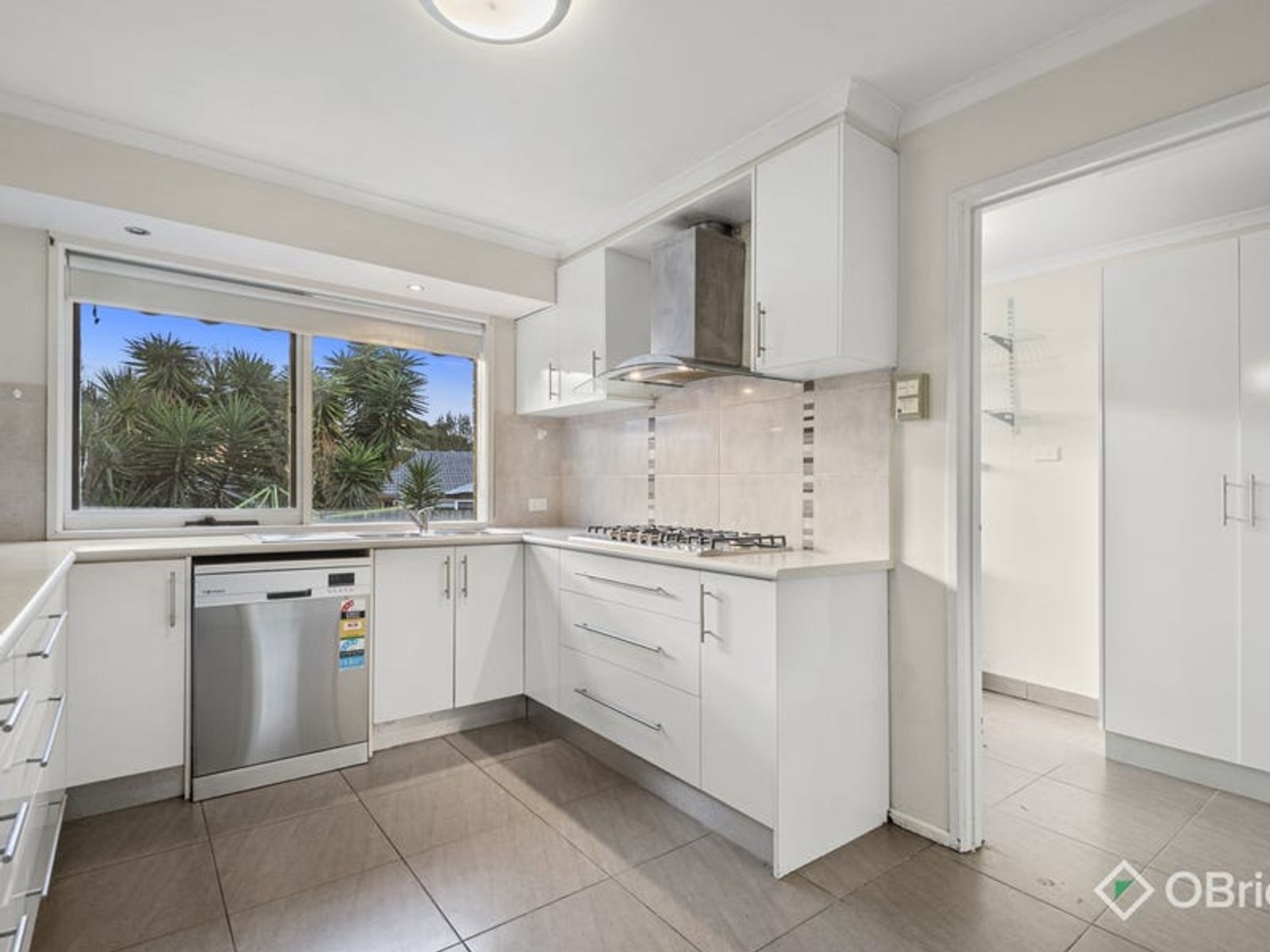 3 Chester Court, Endeavour Hills, VIC 3802, Endeavour Hills - Thumbnail 4
