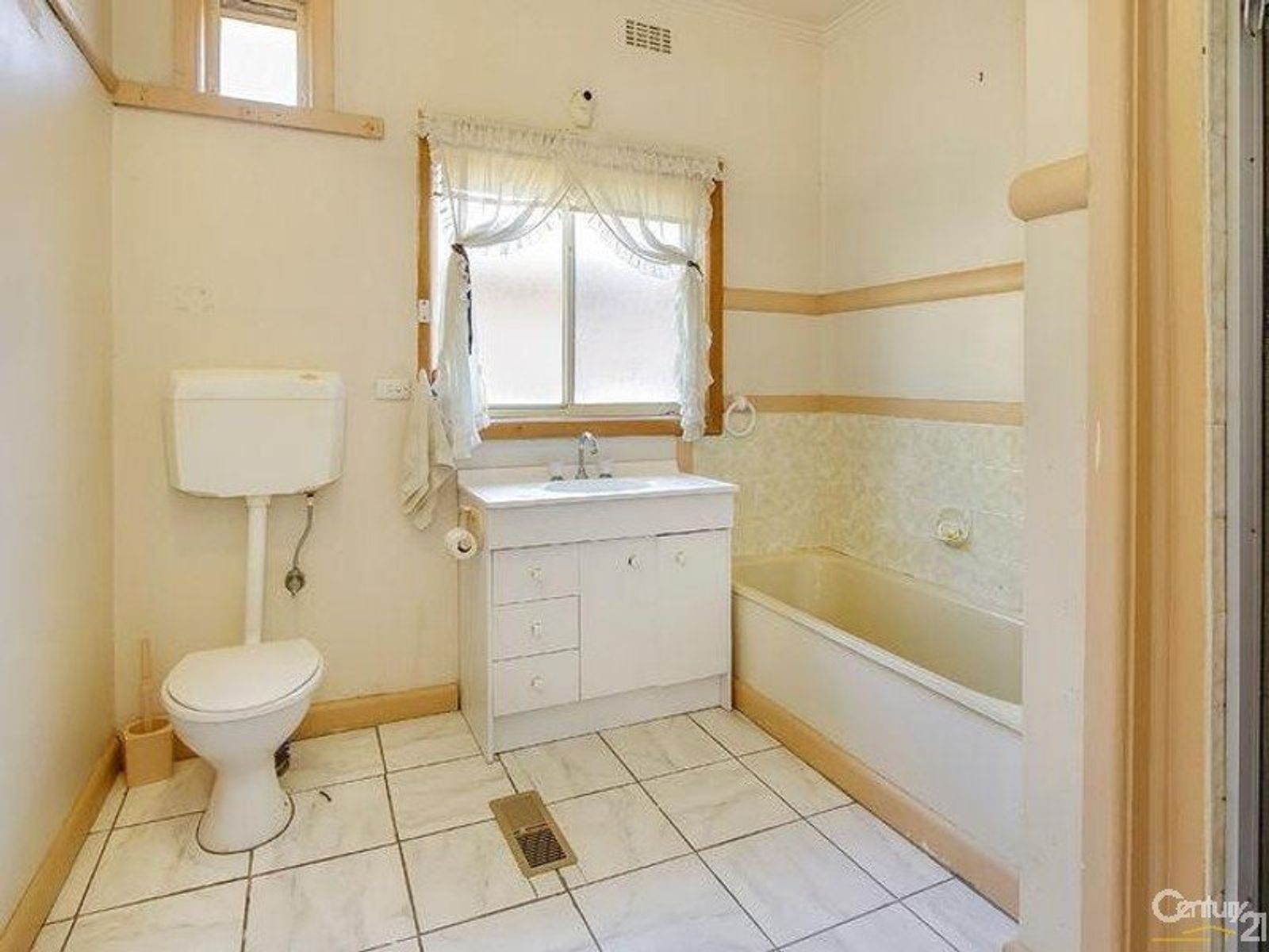 1 Jordan Grove, Glen Waverley, VIC 3150, Glen Waverley - Thumbnail 5