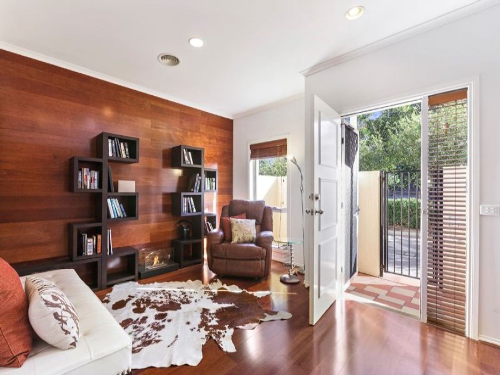 6 Lascelles Square, Kensington - Thumbnail 7