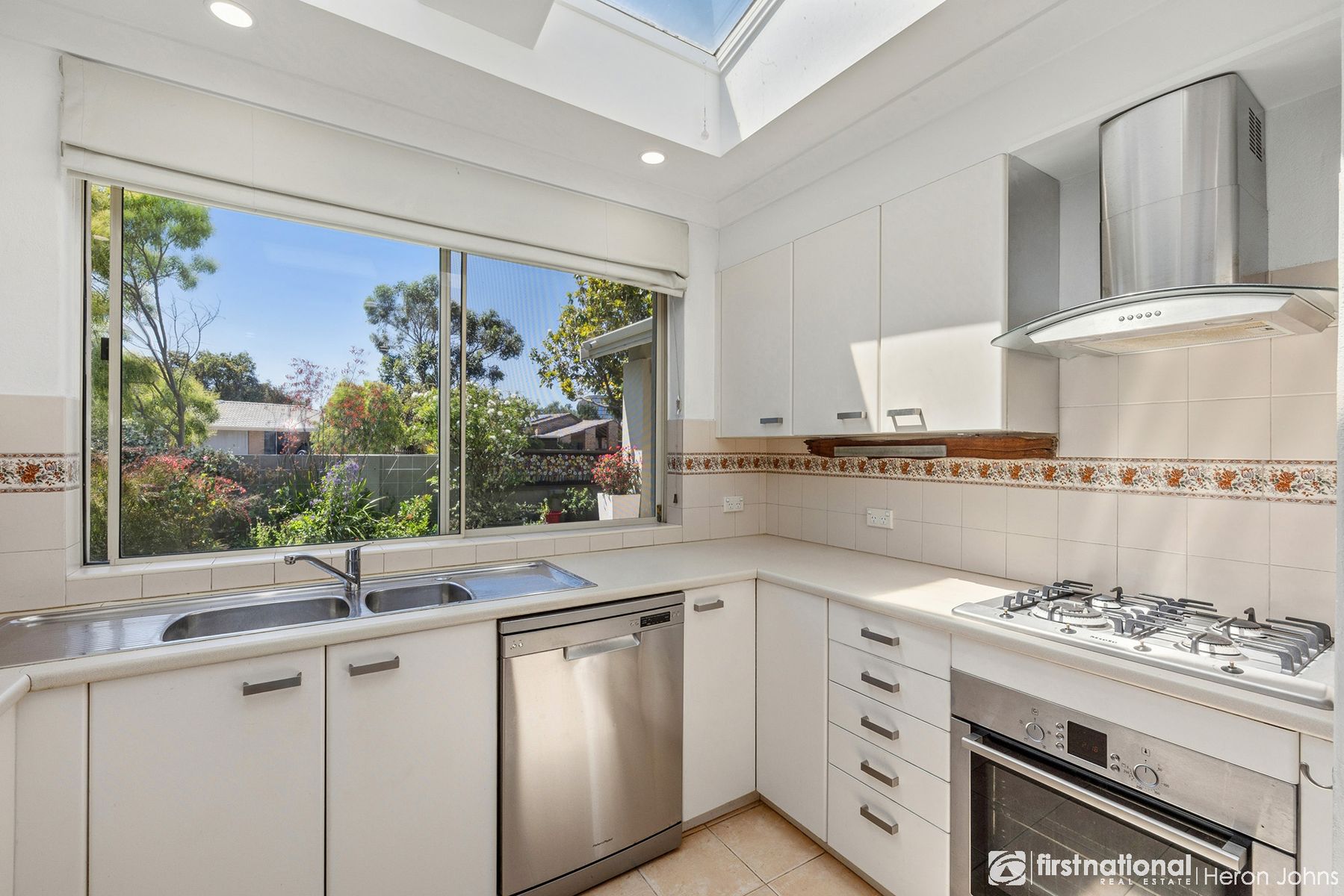 7 Clarke Way, Bateman WA 6150, Bateman - Thumbnail 3