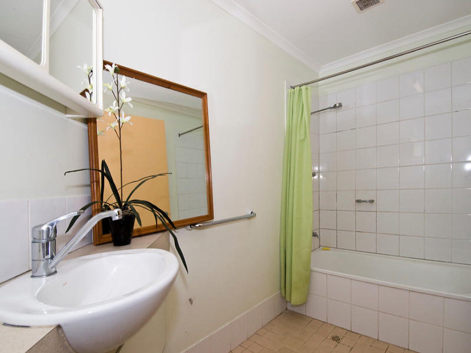 2/5 Mangola Court, Larrakeyah NT 0820, Larrakeyah - Thumbnail 5